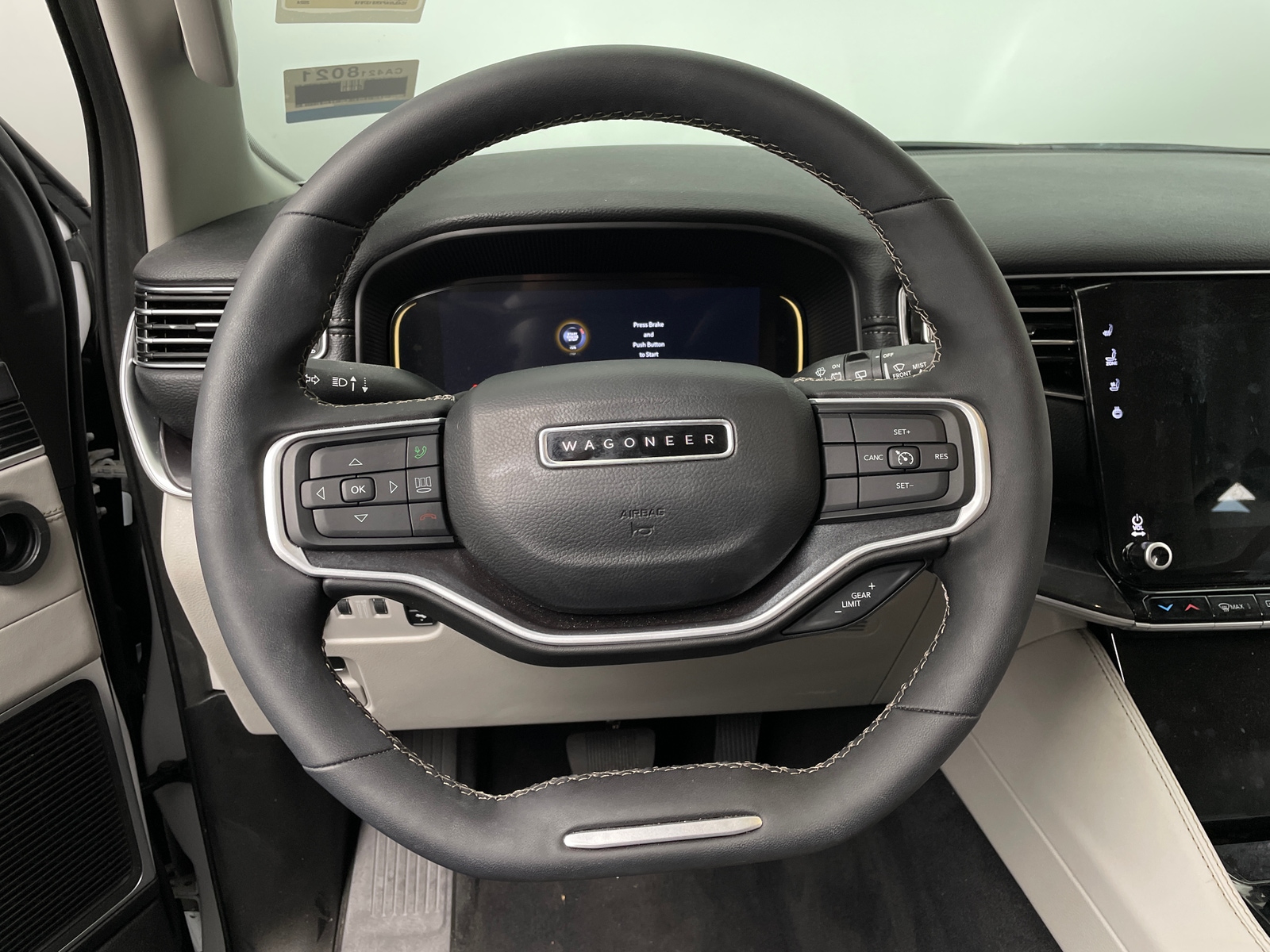 Thumbnail: 2024 Jeep Wagoneer - 4
