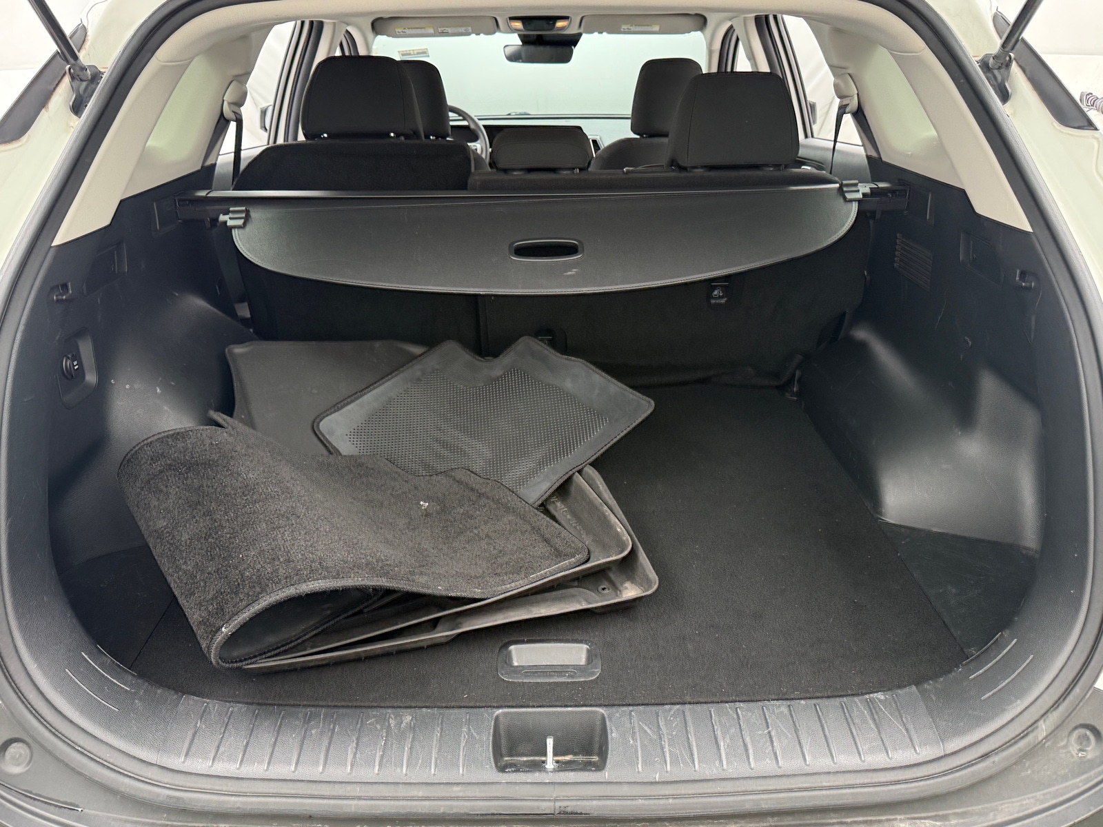 Thumbnail: 2023 Kia Sportage - 7