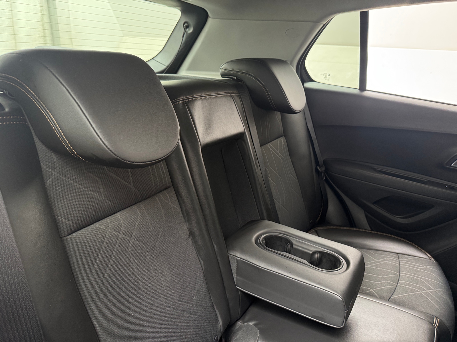 Thumbnail: 2018 Chevrolet Trax - 6