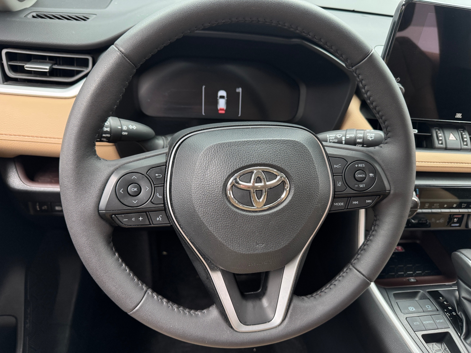 Thumbnail: 2025 Toyota RAV4 - 4