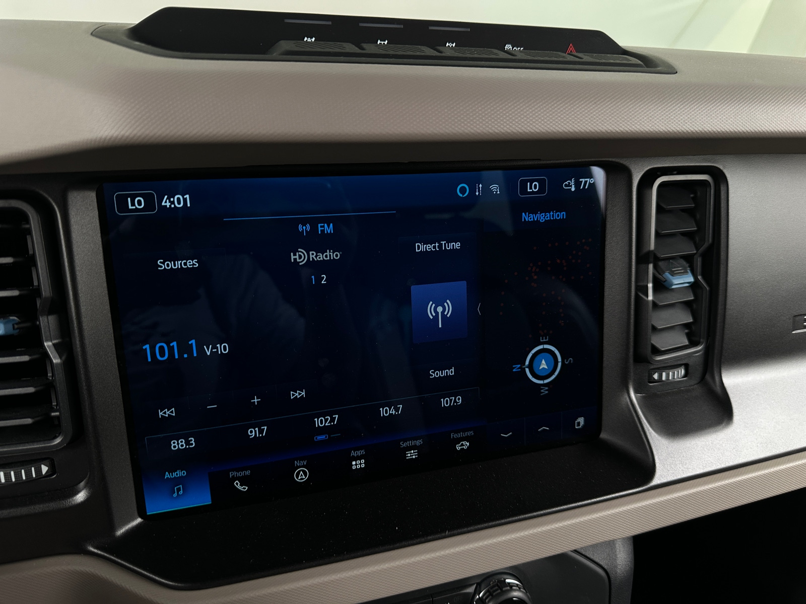 Thumbnail: 2022 Ford Bronco - 3