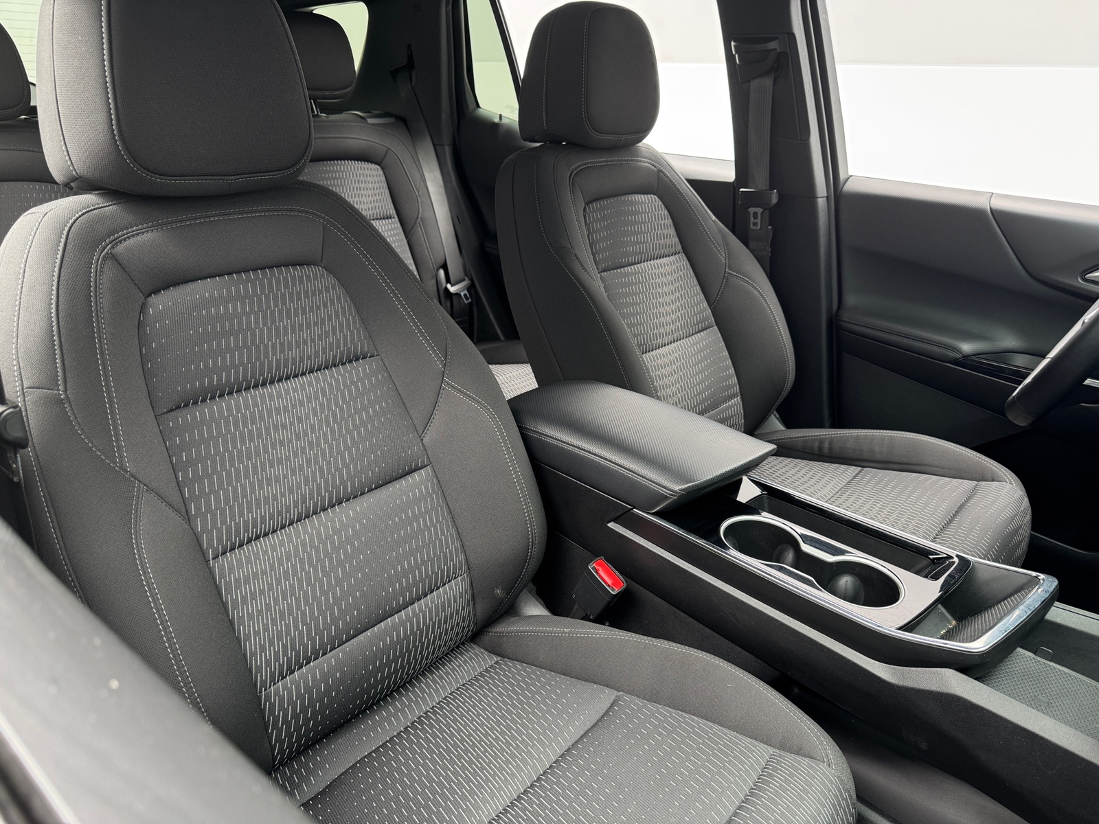 Thumbnail: 2025 Chevrolet Equinox - 2