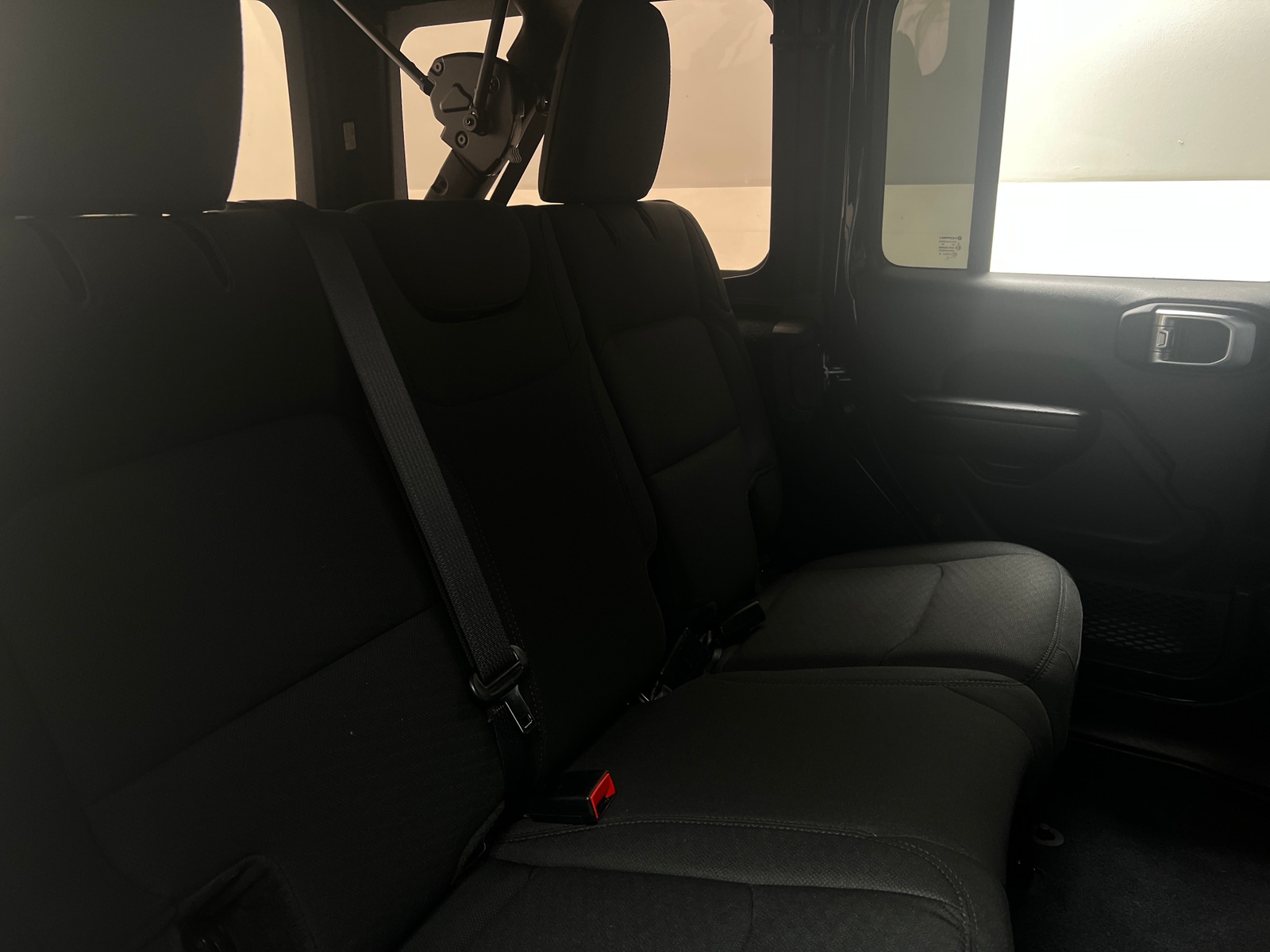 Thumbnail: 2022 Jeep Wrangler - 6