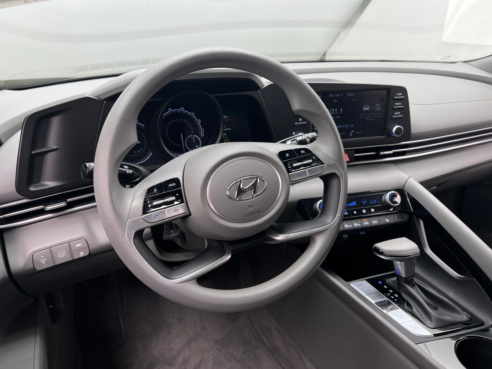 Thumbnail: 2023 Hyundai Elantra - 5