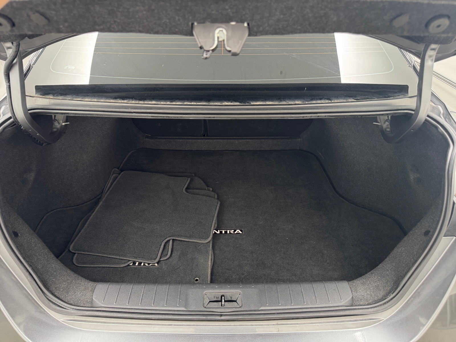 Thumbnail: 2023 Nissan Sentra - 7