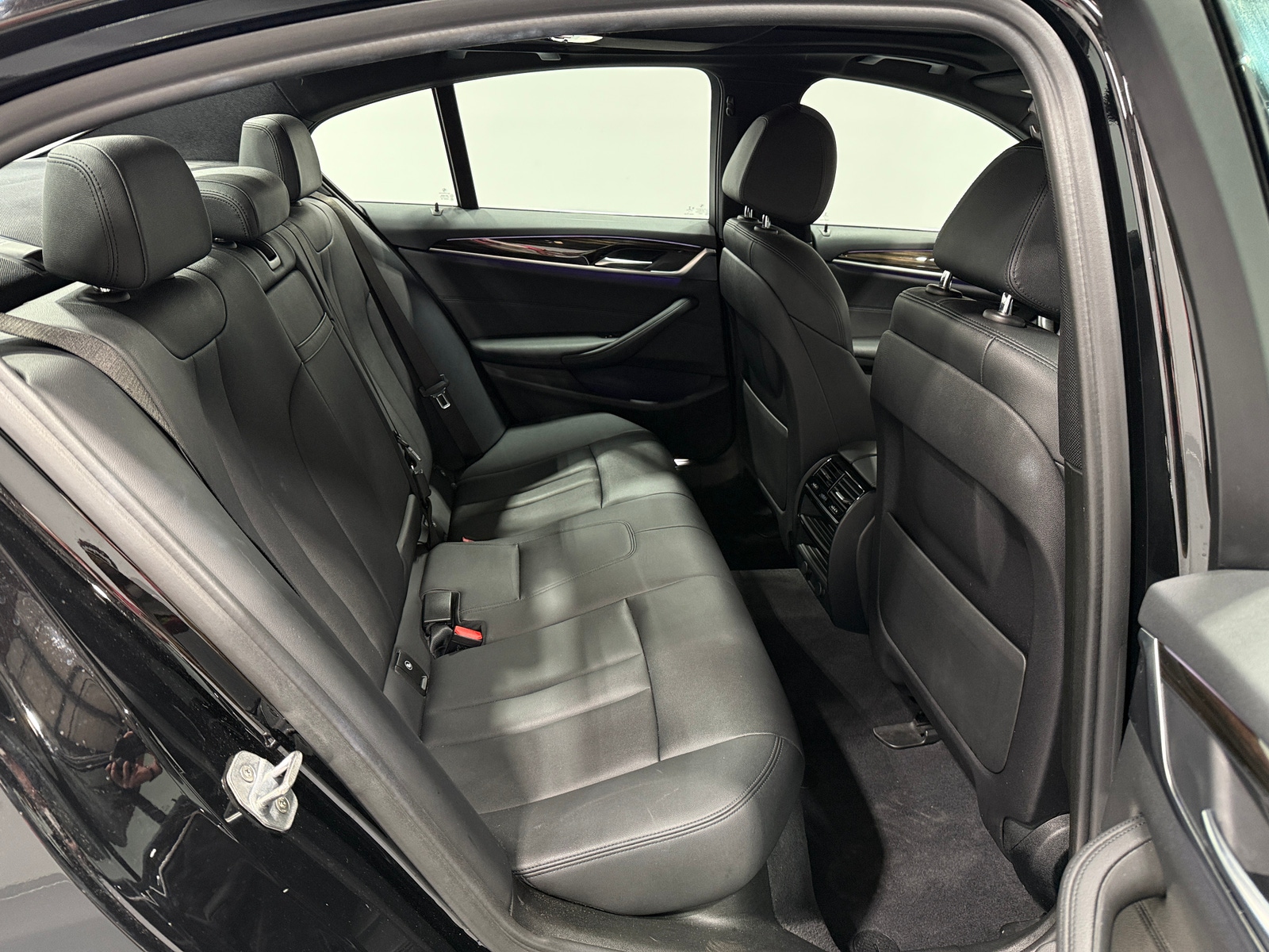 Thumbnail: 2019 BMW 5 Series - 5