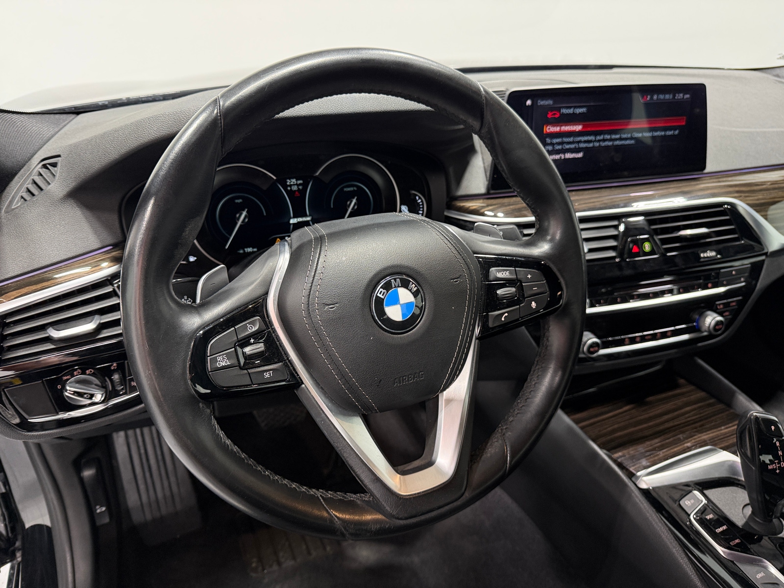 Thumbnail: 2019 BMW 5 Series - 4