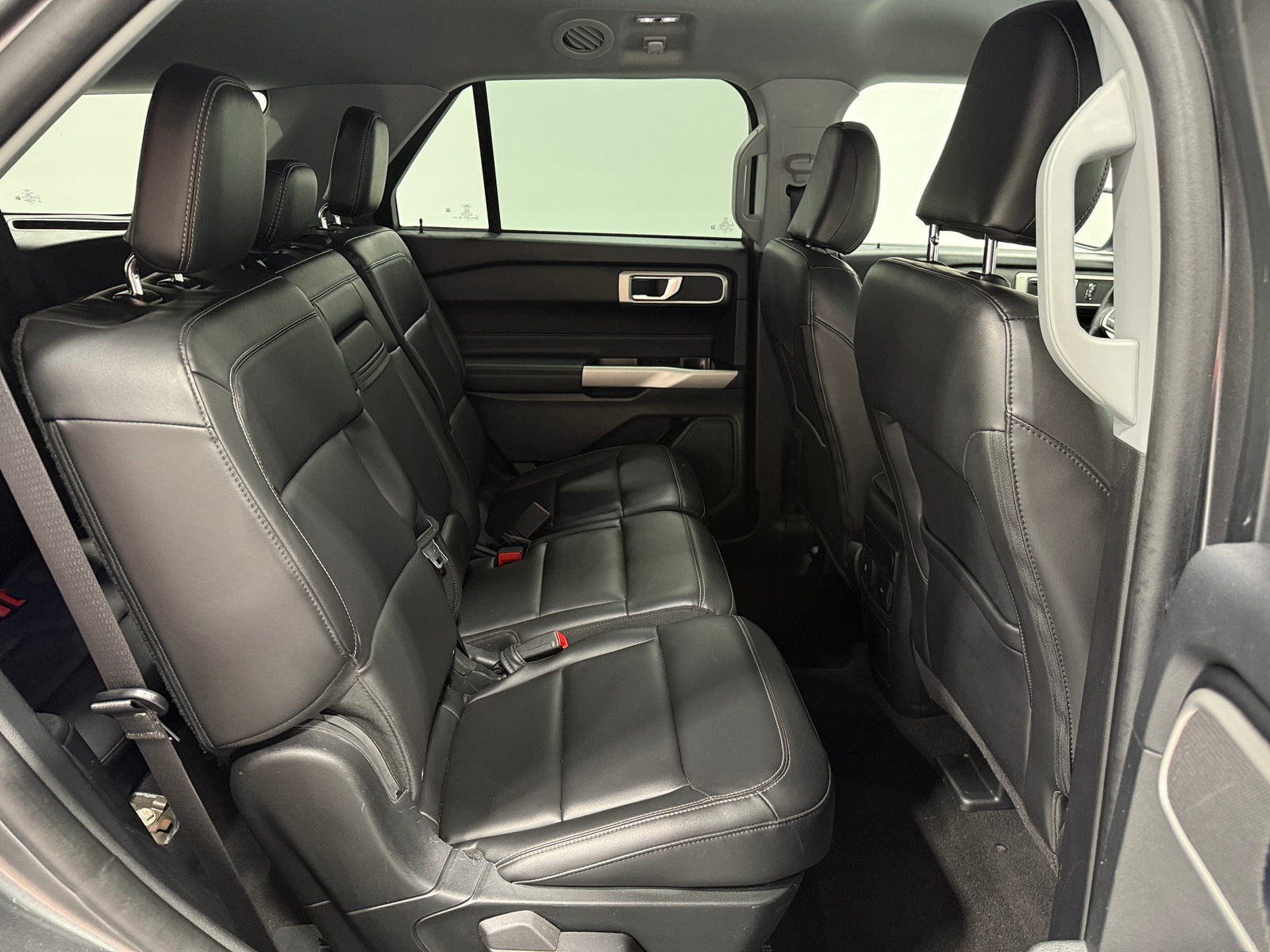 Thumbnail: 2023 Ford Explorer - 5