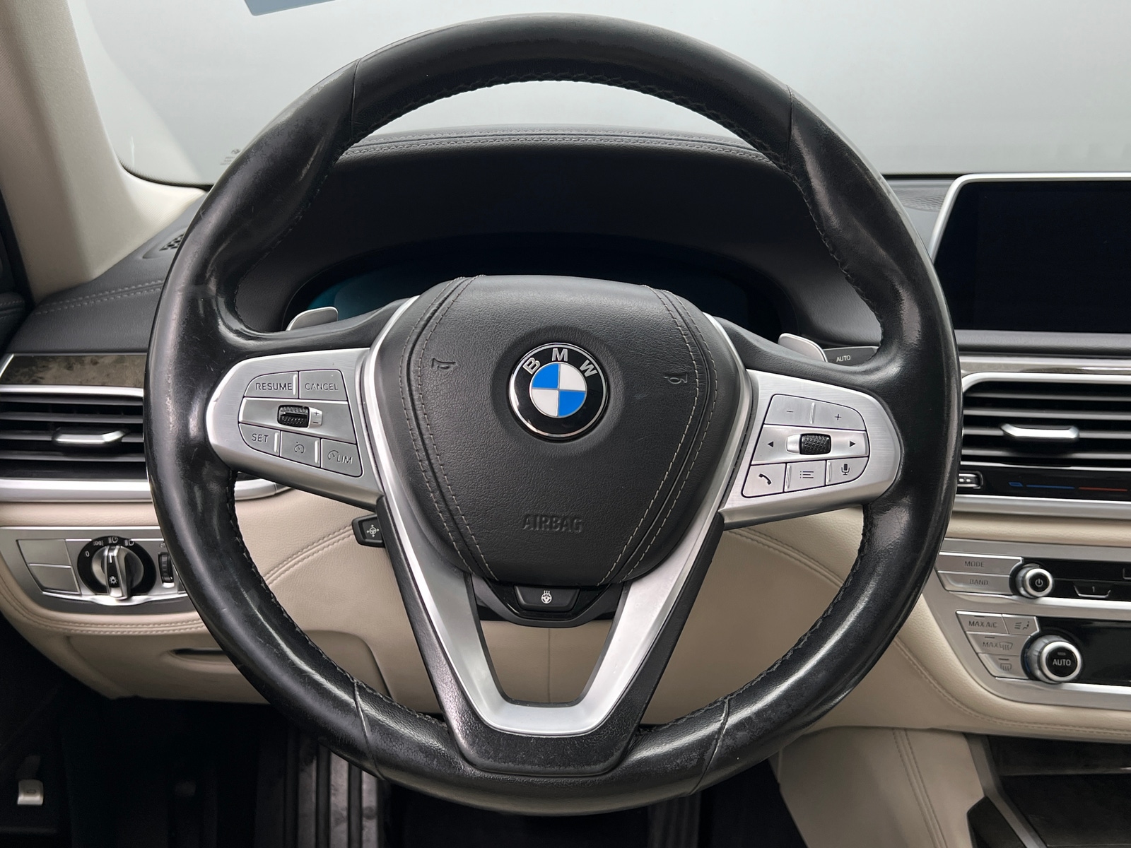 Thumbnail: 2020 BMW 7 Series - 4