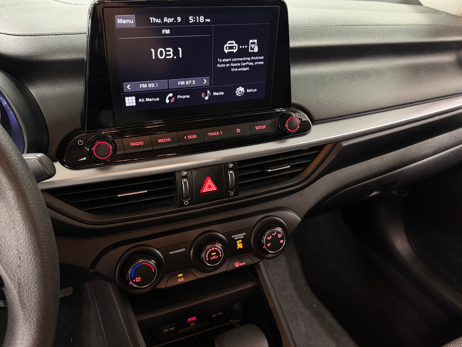 Thumbnail: 2022 Kia Forte - 4