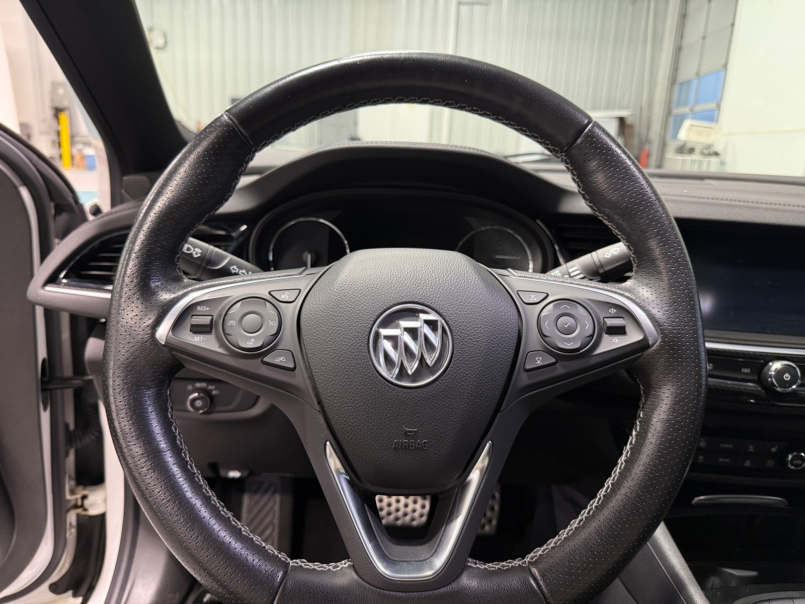 Thumbnail: 2019 Buick Regal - 4