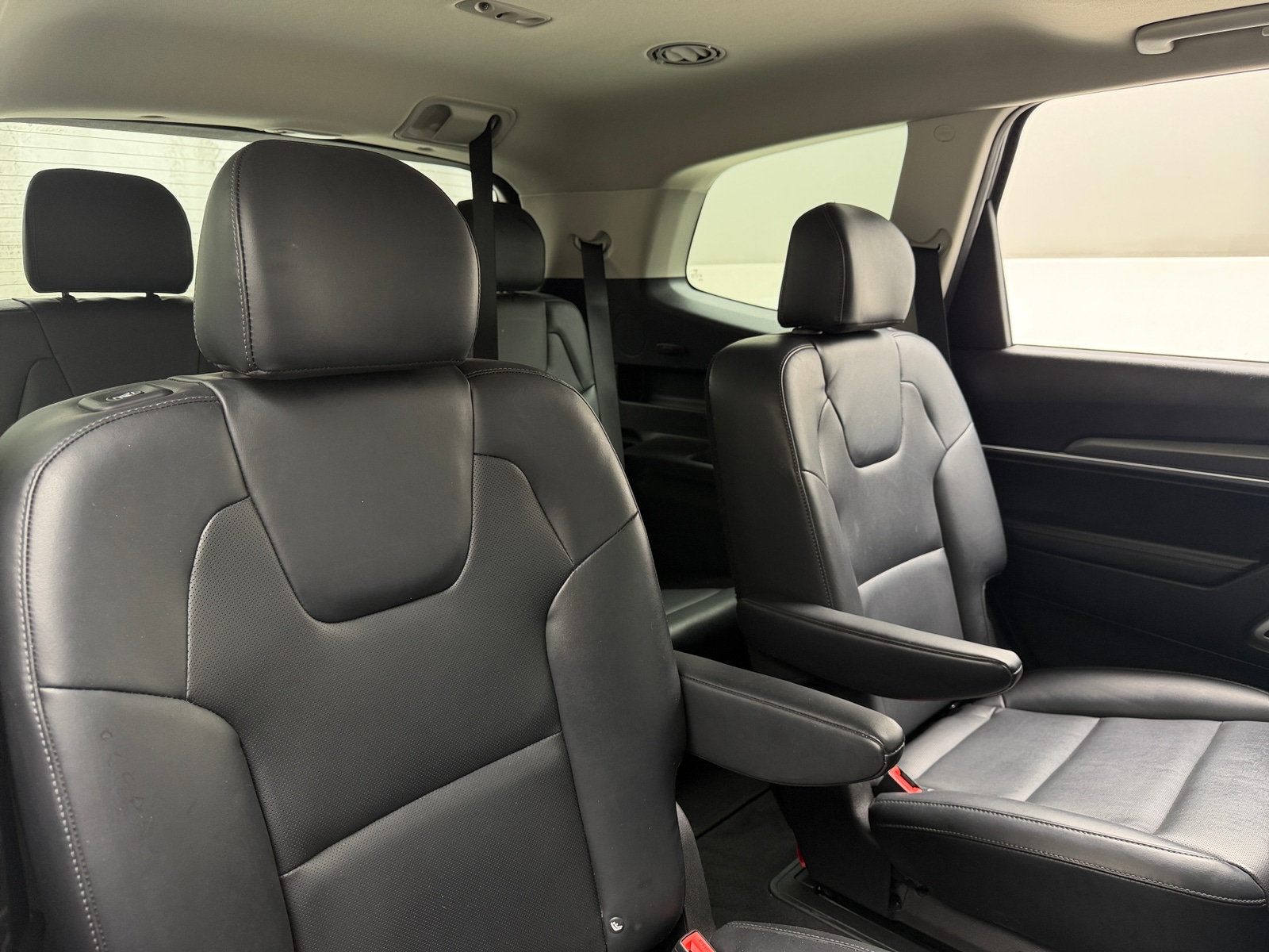 Thumbnail: 2020 Kia Telluride - 5