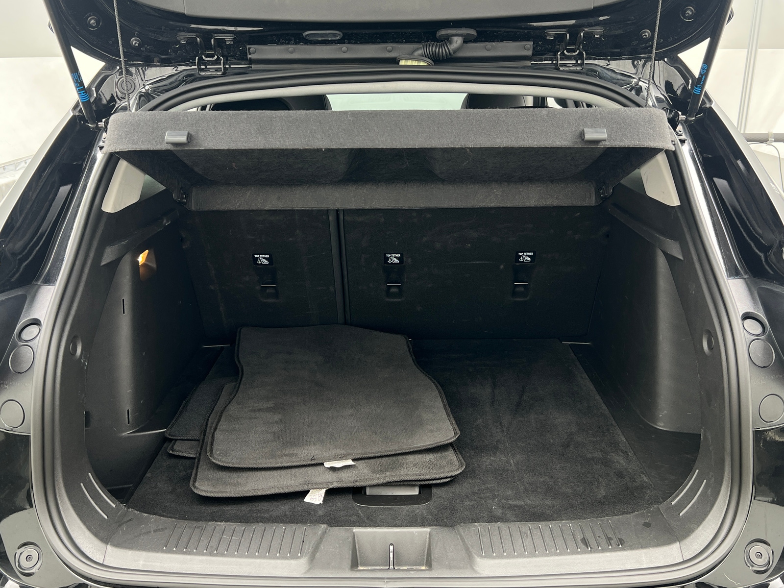 Thumbnail: 2025 Chevrolet Trax - 7