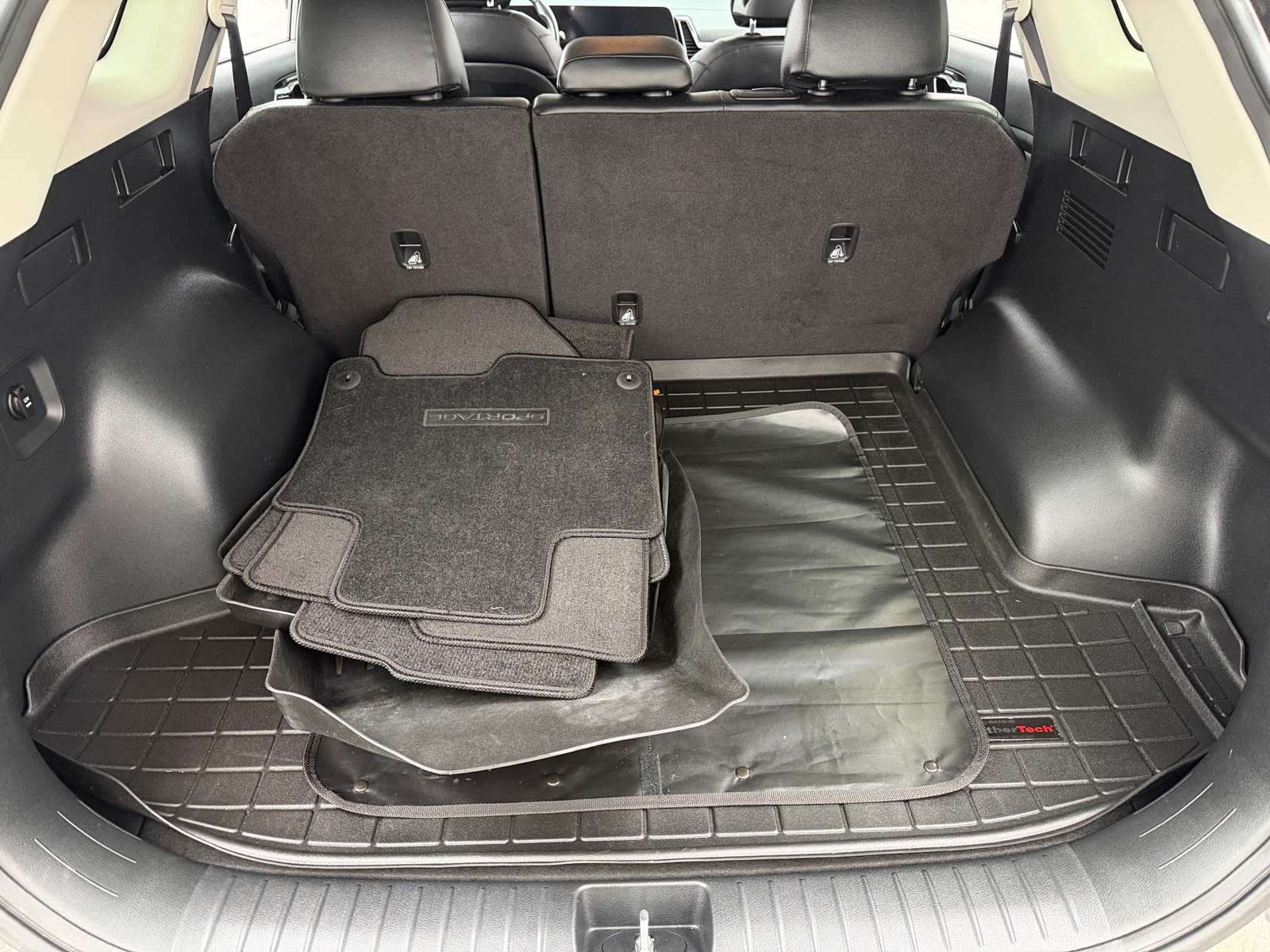 Thumbnail: 2023 Kia Sportage - 6