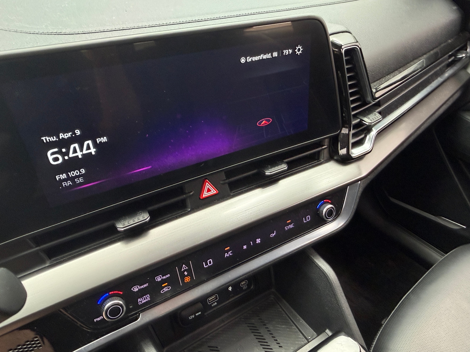 Thumbnail: 2023 Kia Sportage - 3