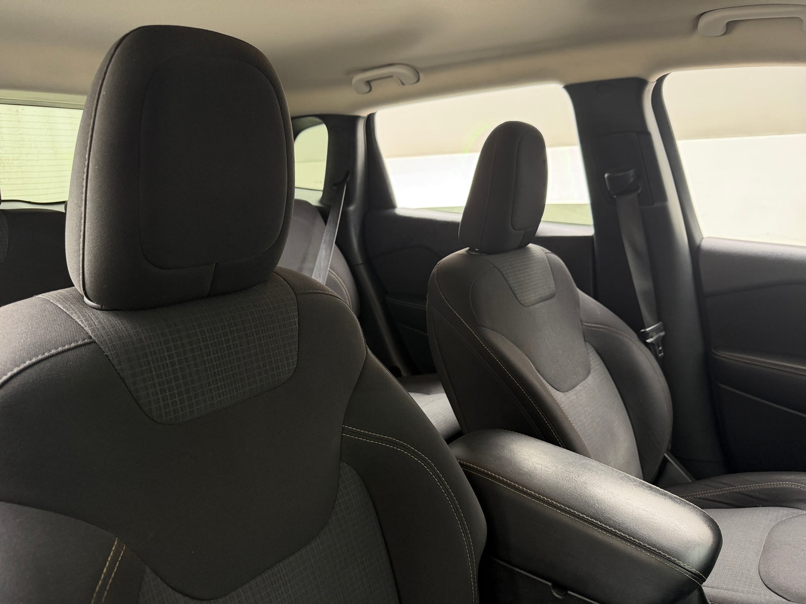 Thumbnail: 2017 Jeep Cherokee - 2