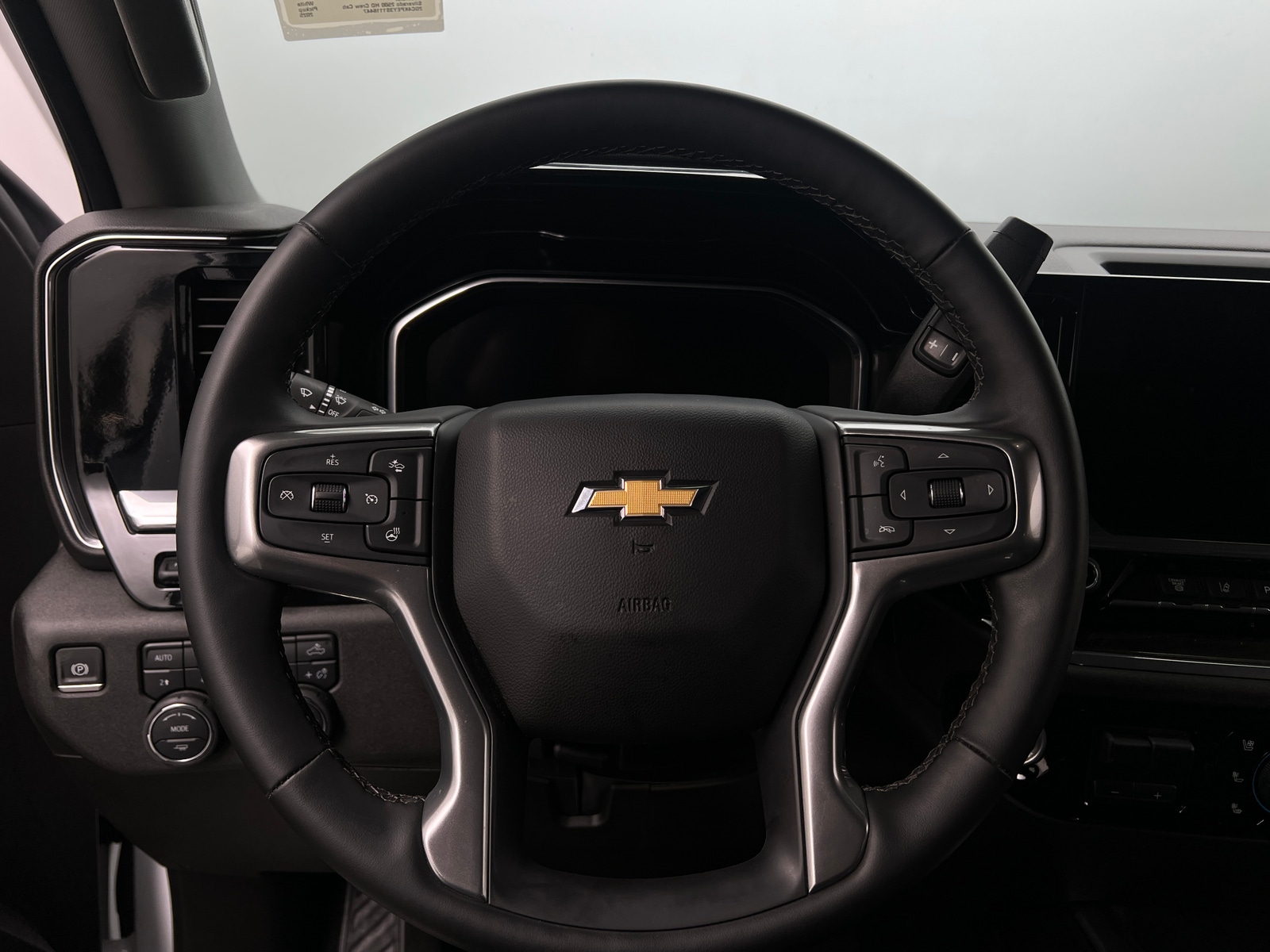 Thumbnail: 2025 Chevrolet Silverado 2500 - 4