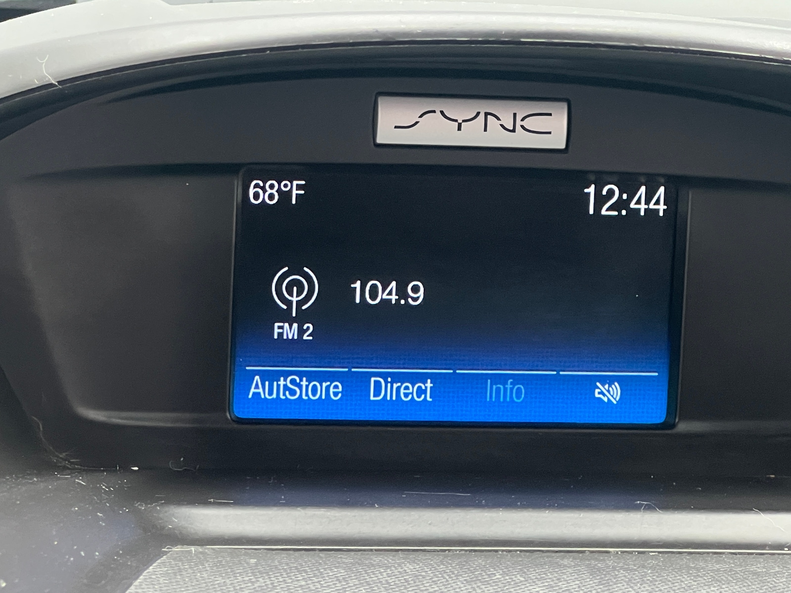 Thumbnail: 2017 Ford Escape - 4