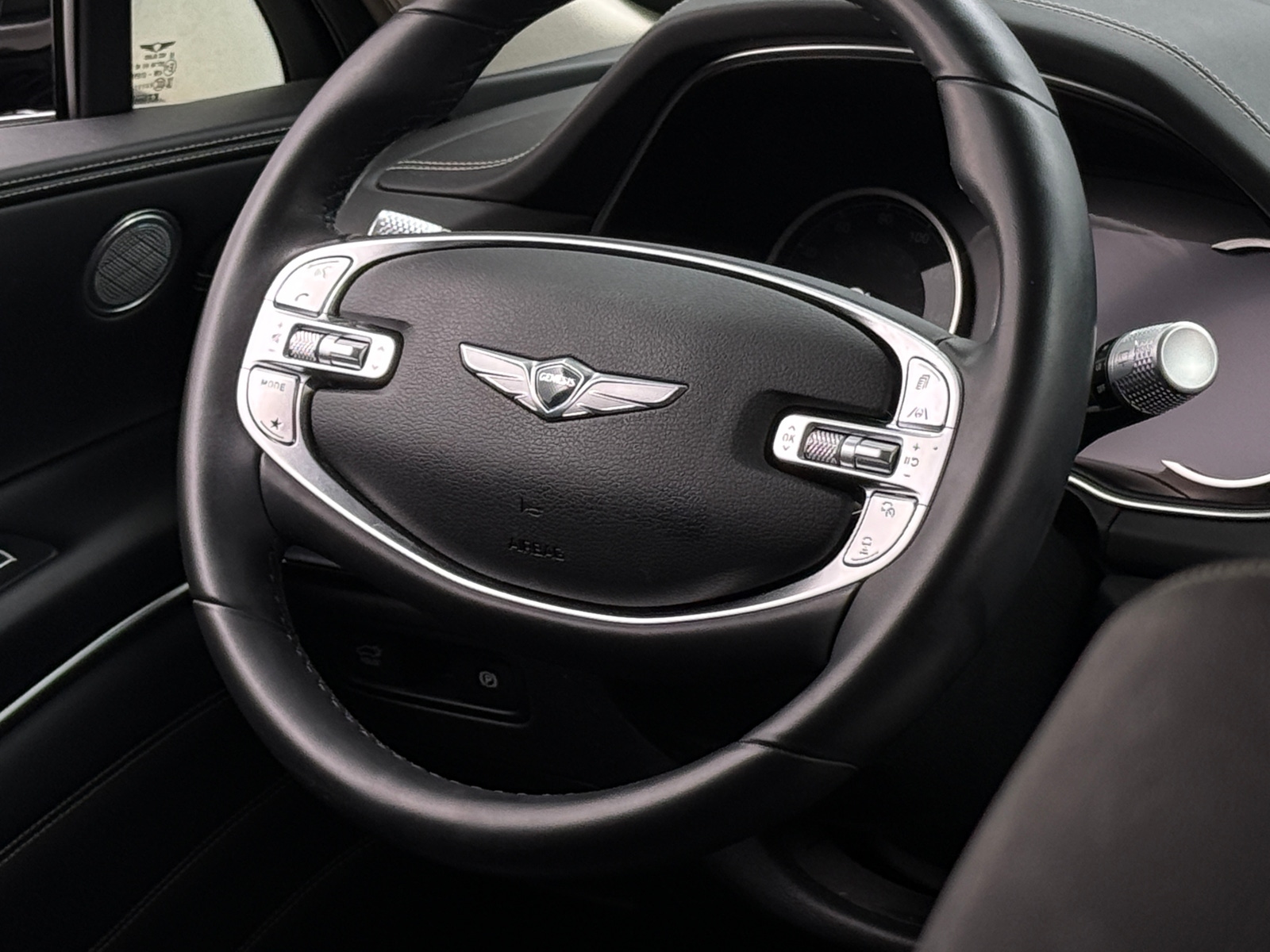 Thumbnail: 2024 Genesis GV80 - 4