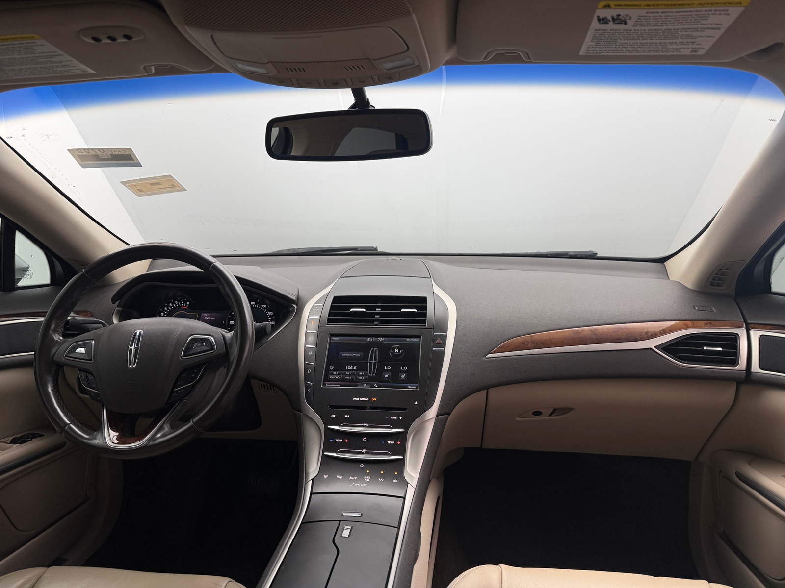 Thumbnail: 2016 Lincoln MKZ - 2