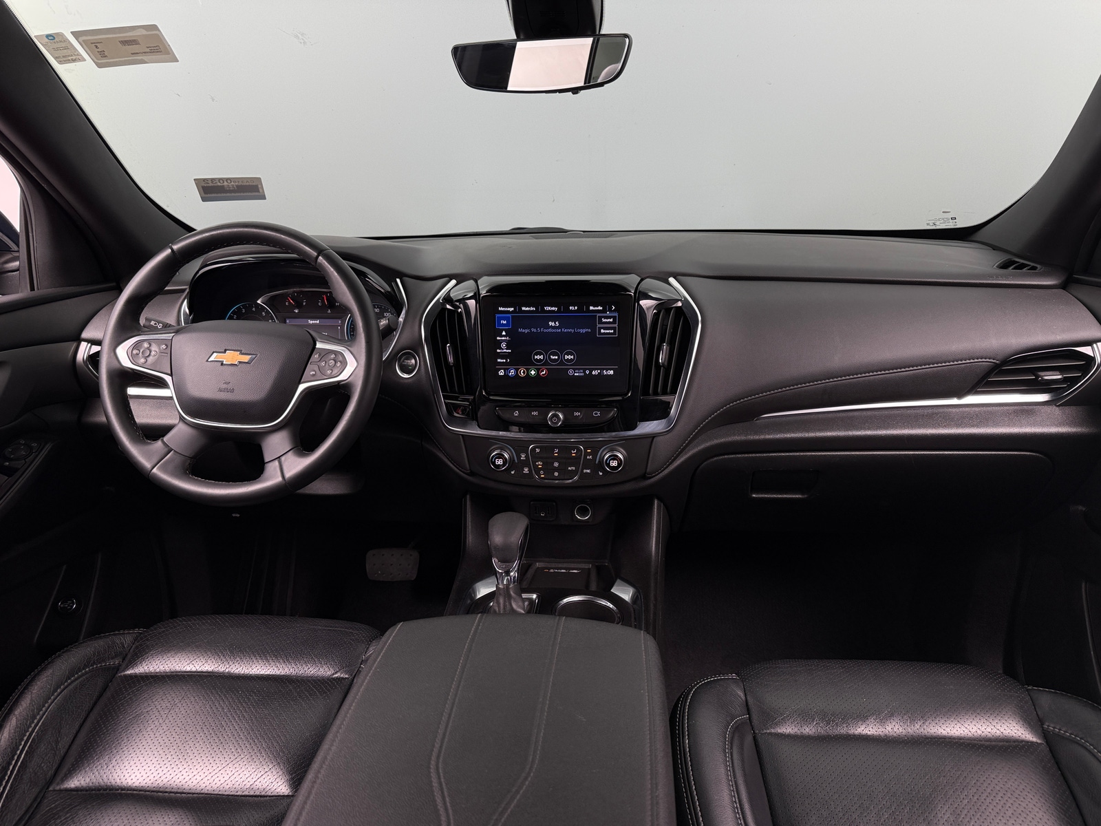 Thumbnail: 2023 Chevrolet Traverse - 3