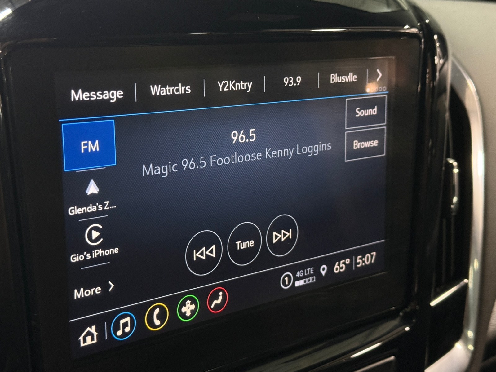 Thumbnail: 2023 Chevrolet Traverse - 4