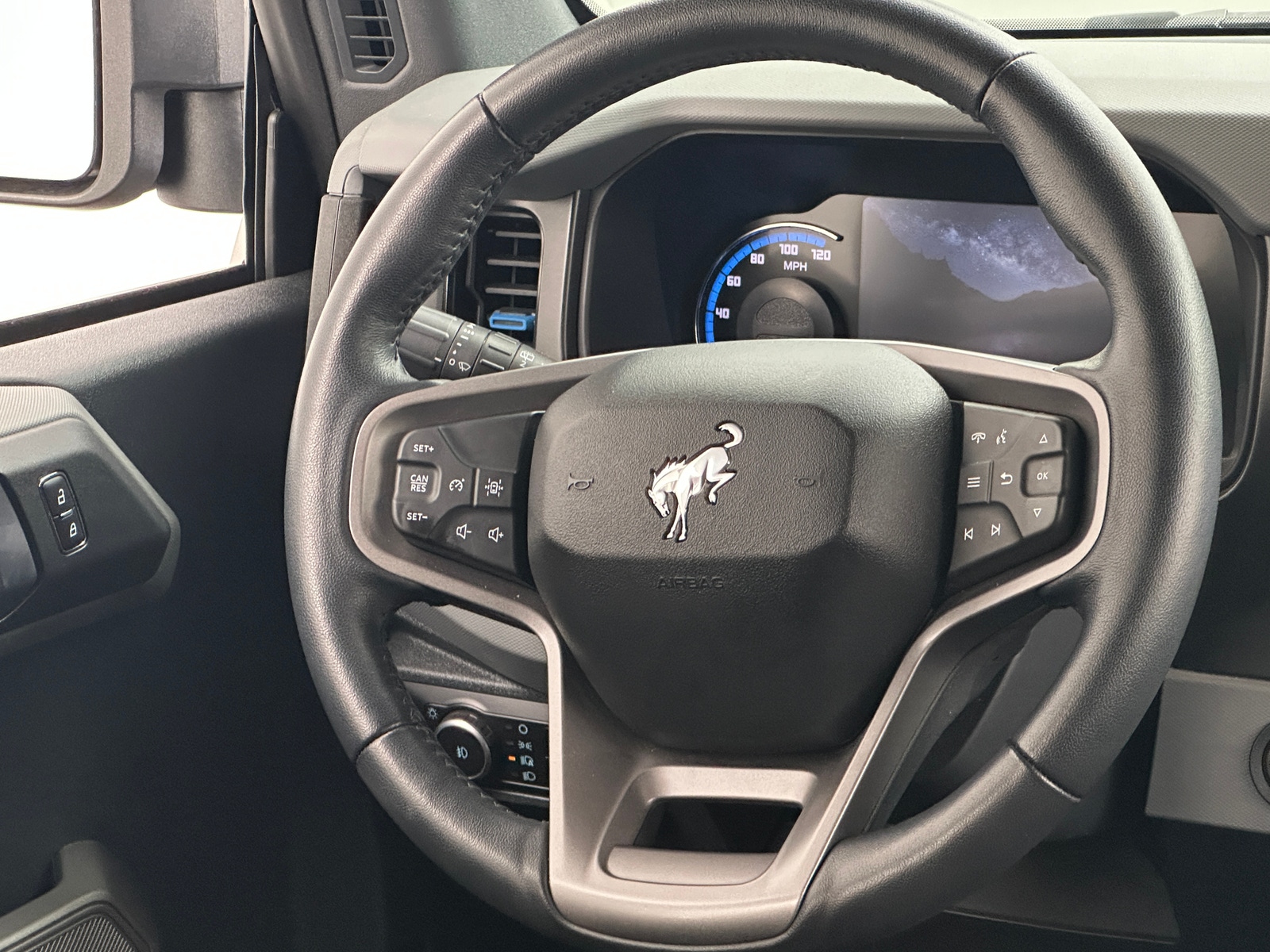 Thumbnail: 2023 Ford Bronco - 4