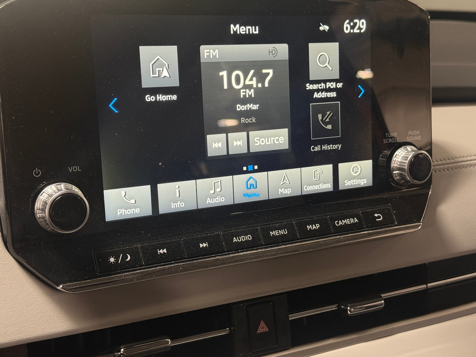 Thumbnail: 2023 Mitsubishi Outlander - 3