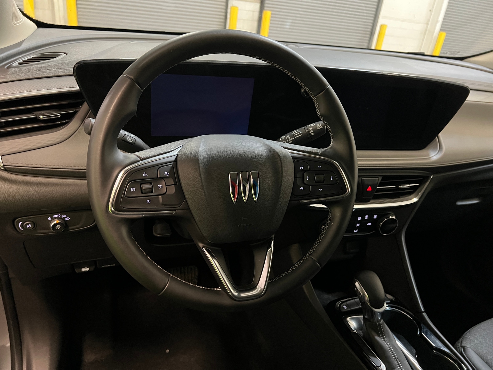 Thumbnail: 2025 Buick Encore GX - 4