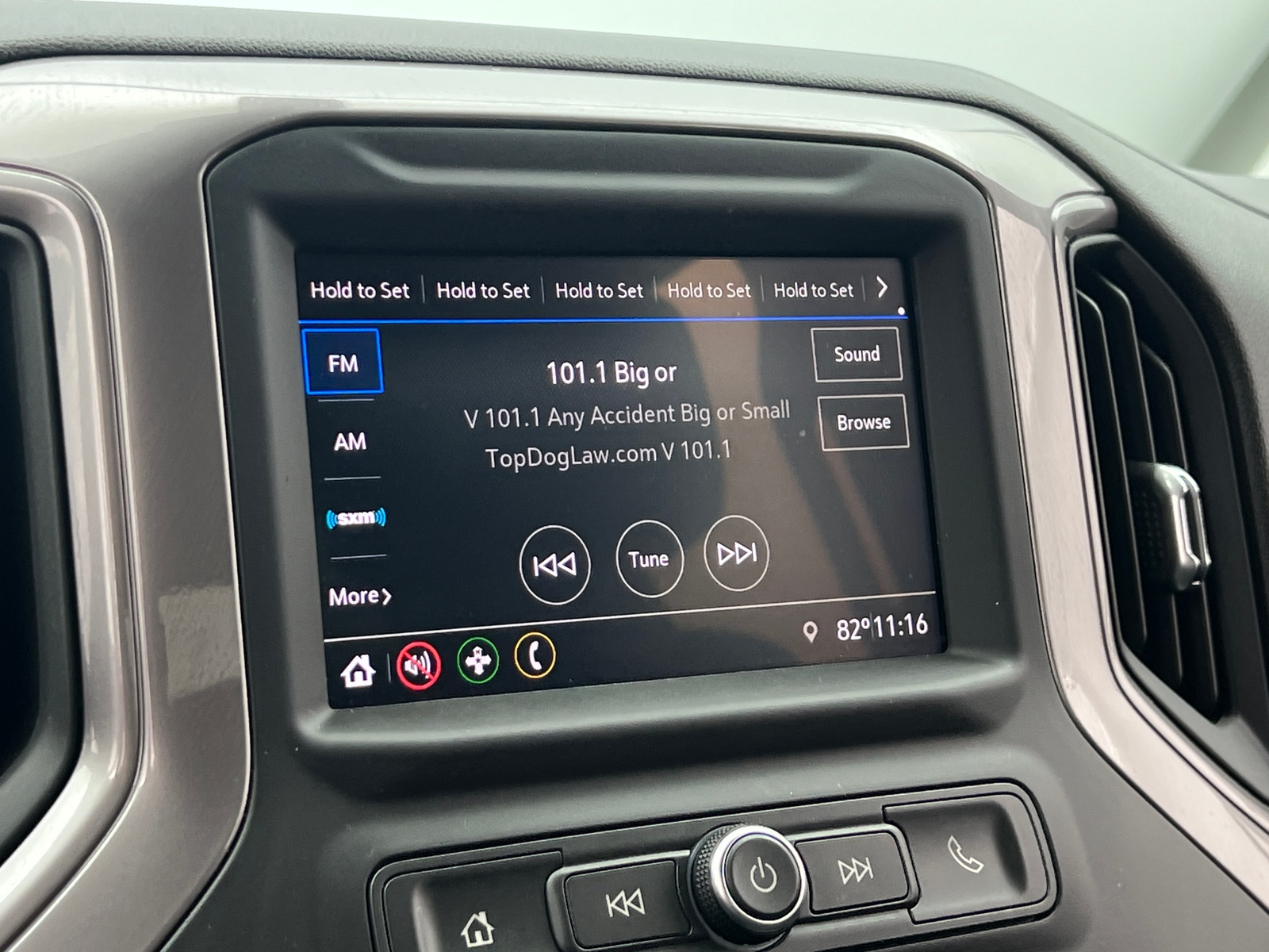 Thumbnail: 2021 Chevrolet Silverado 1500 - 4