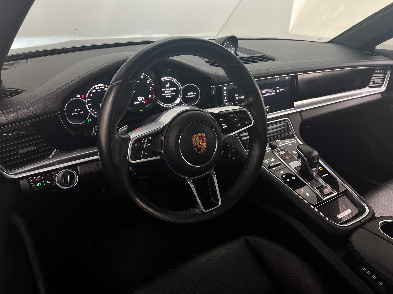 Thumbnail: 2018 Porsche Panamera - 2