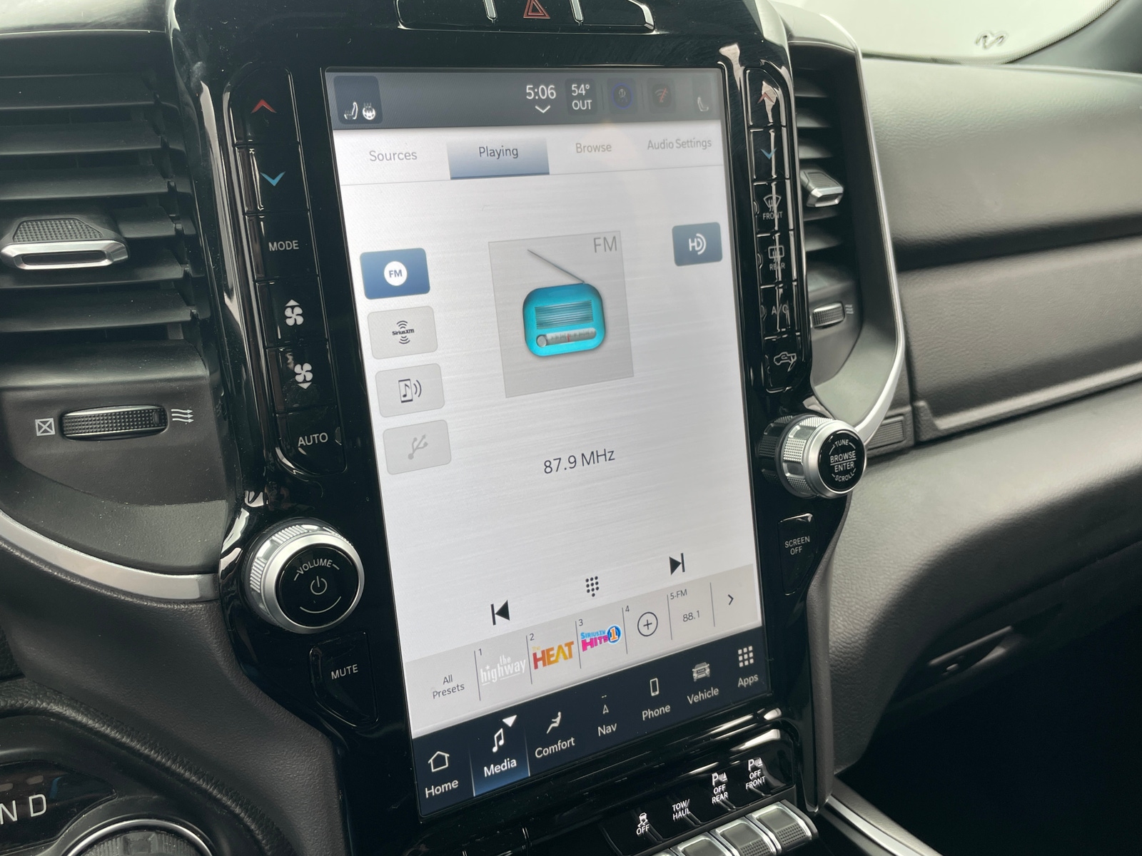 Thumbnail: 2023 RAM 1500 - 4