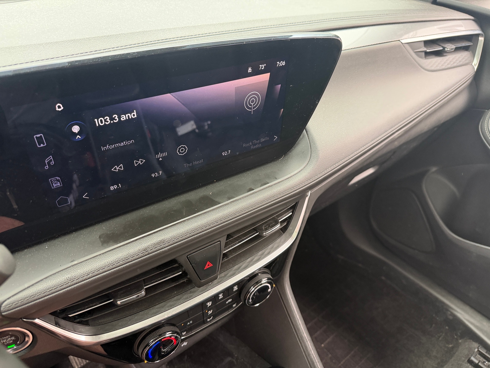 Thumbnail: 2024 Buick Encore GX - 3