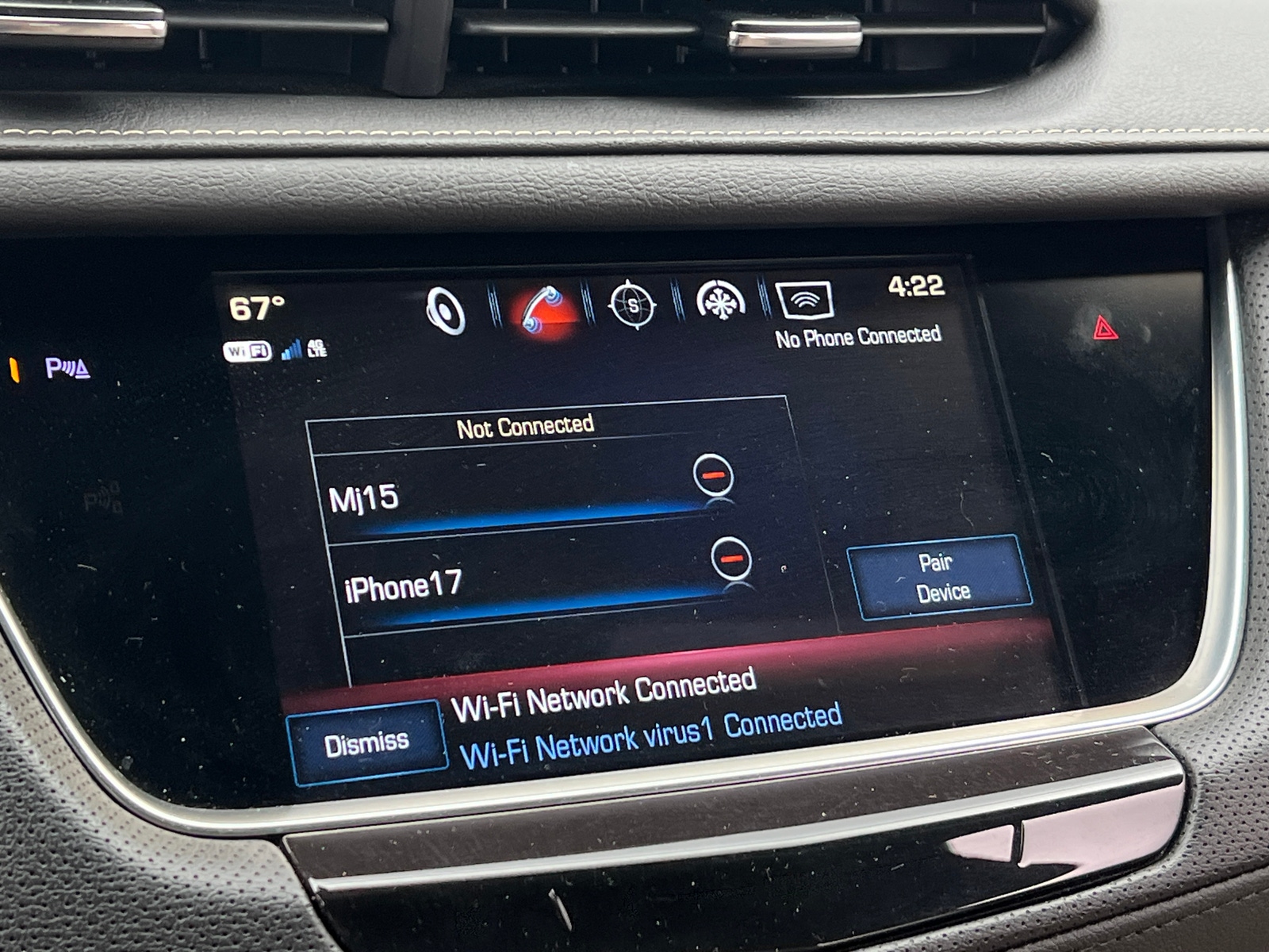 Thumbnail: 2019 Cadillac XT5 - 3