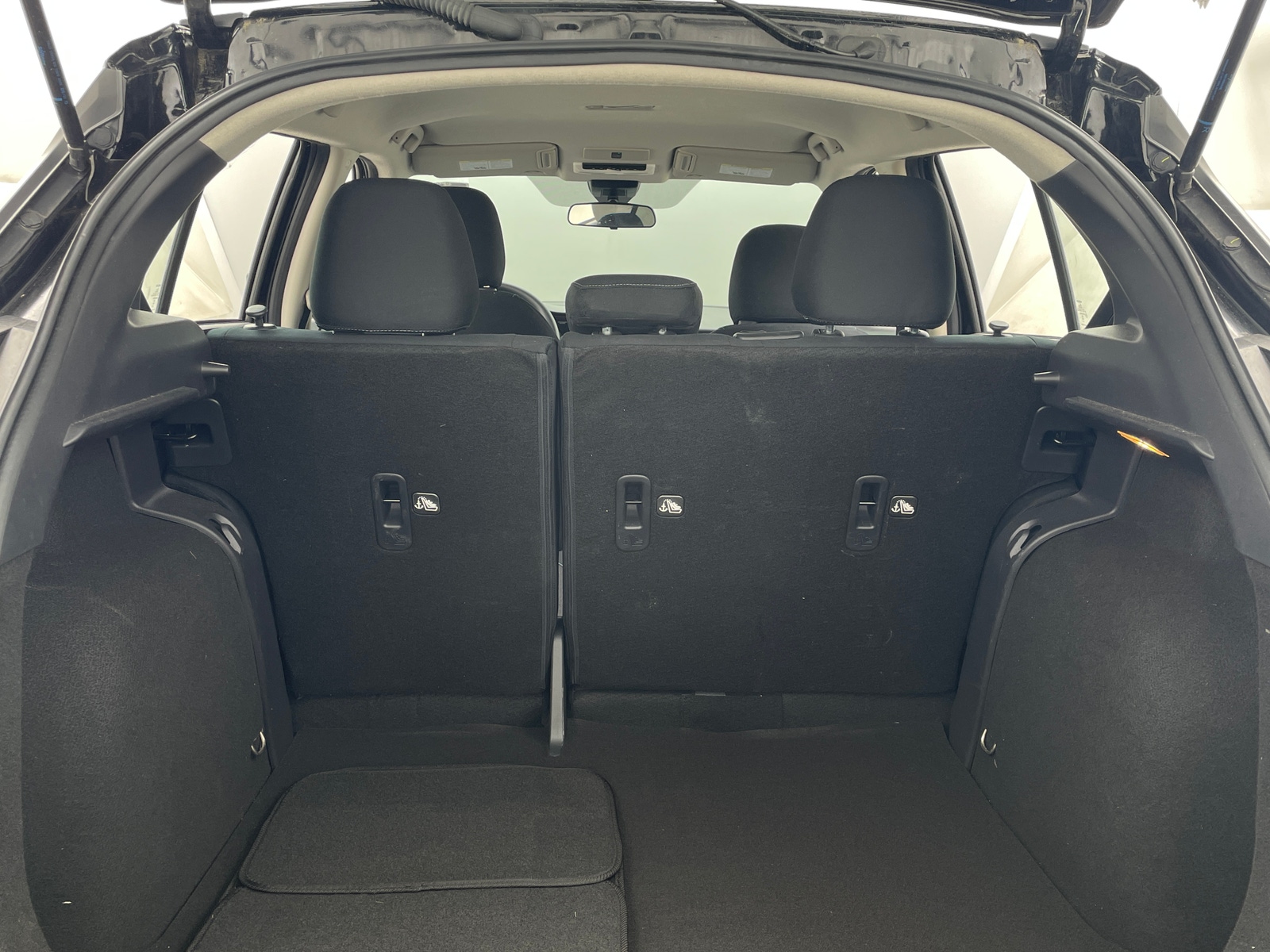 Thumbnail: 2024 Nissan Kicks - 7