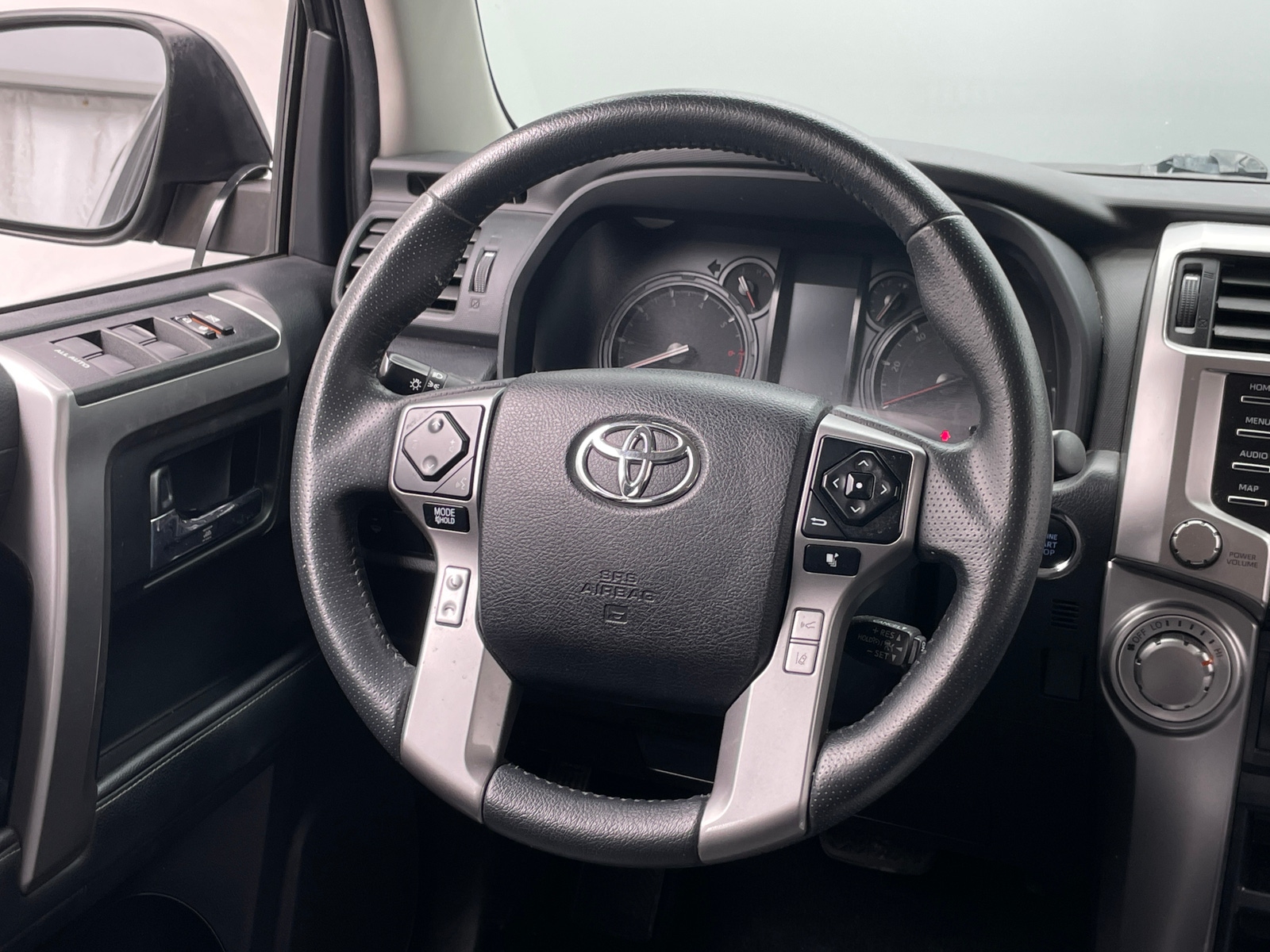 Thumbnail: 2020 Toyota 4Runner - 4