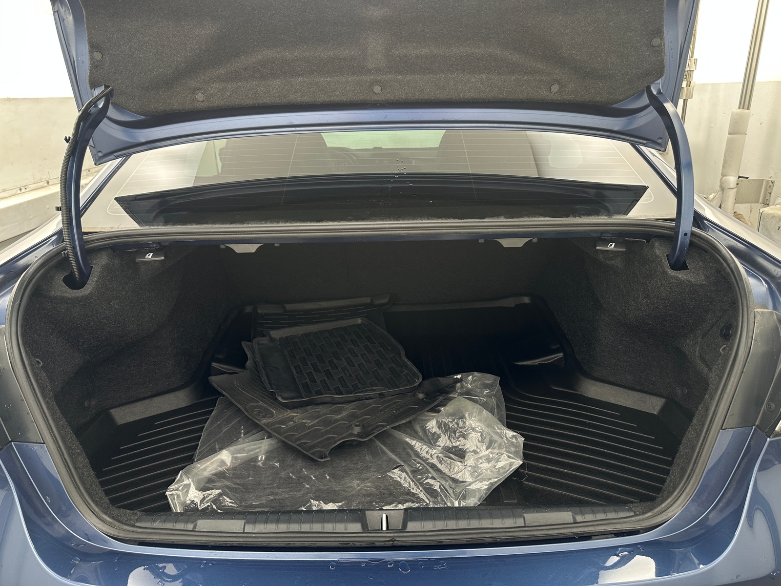 Thumbnail: 2022 Subaru Legacy - 6