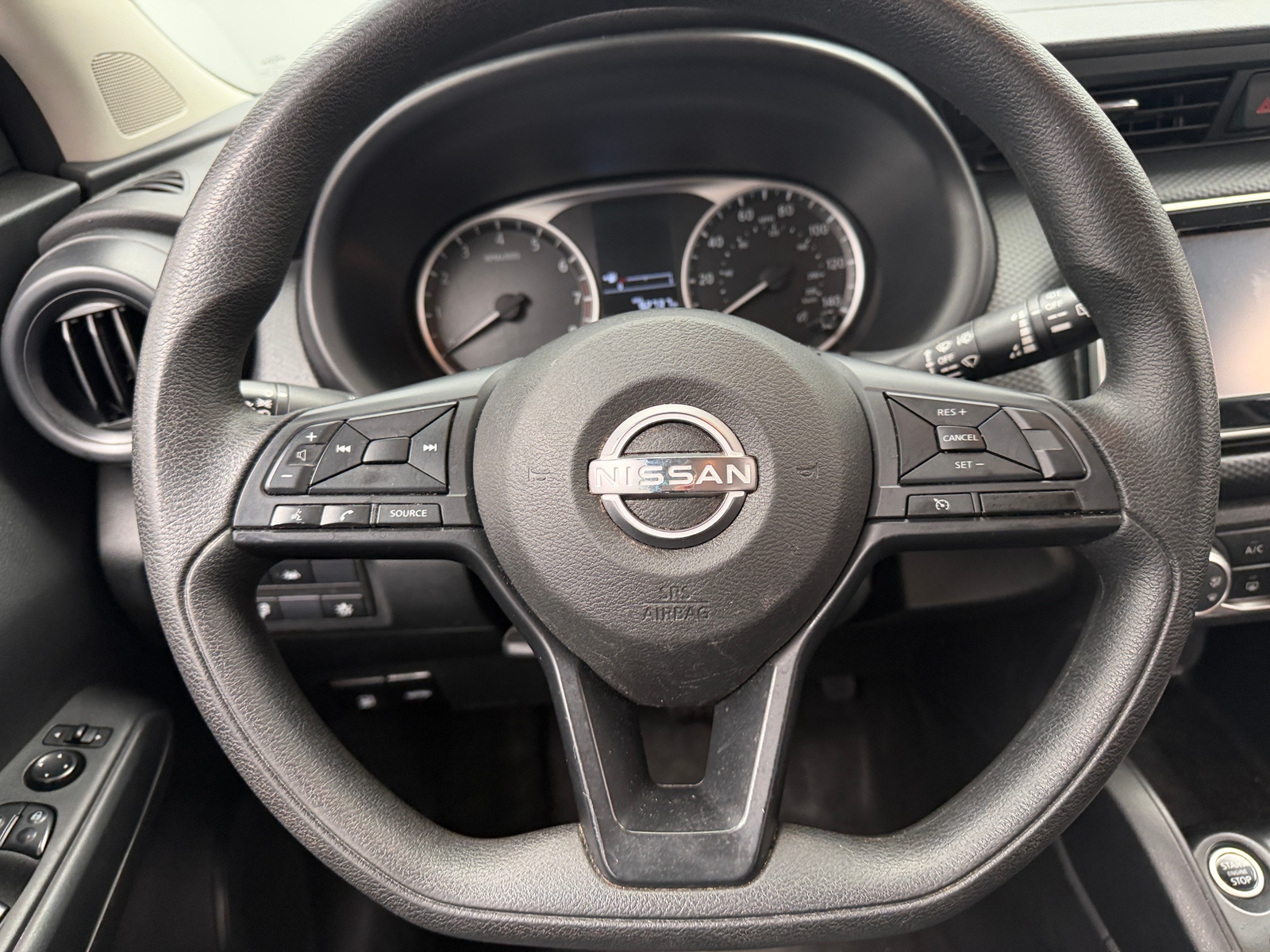 Thumbnail: 2023 Nissan Kicks - 5