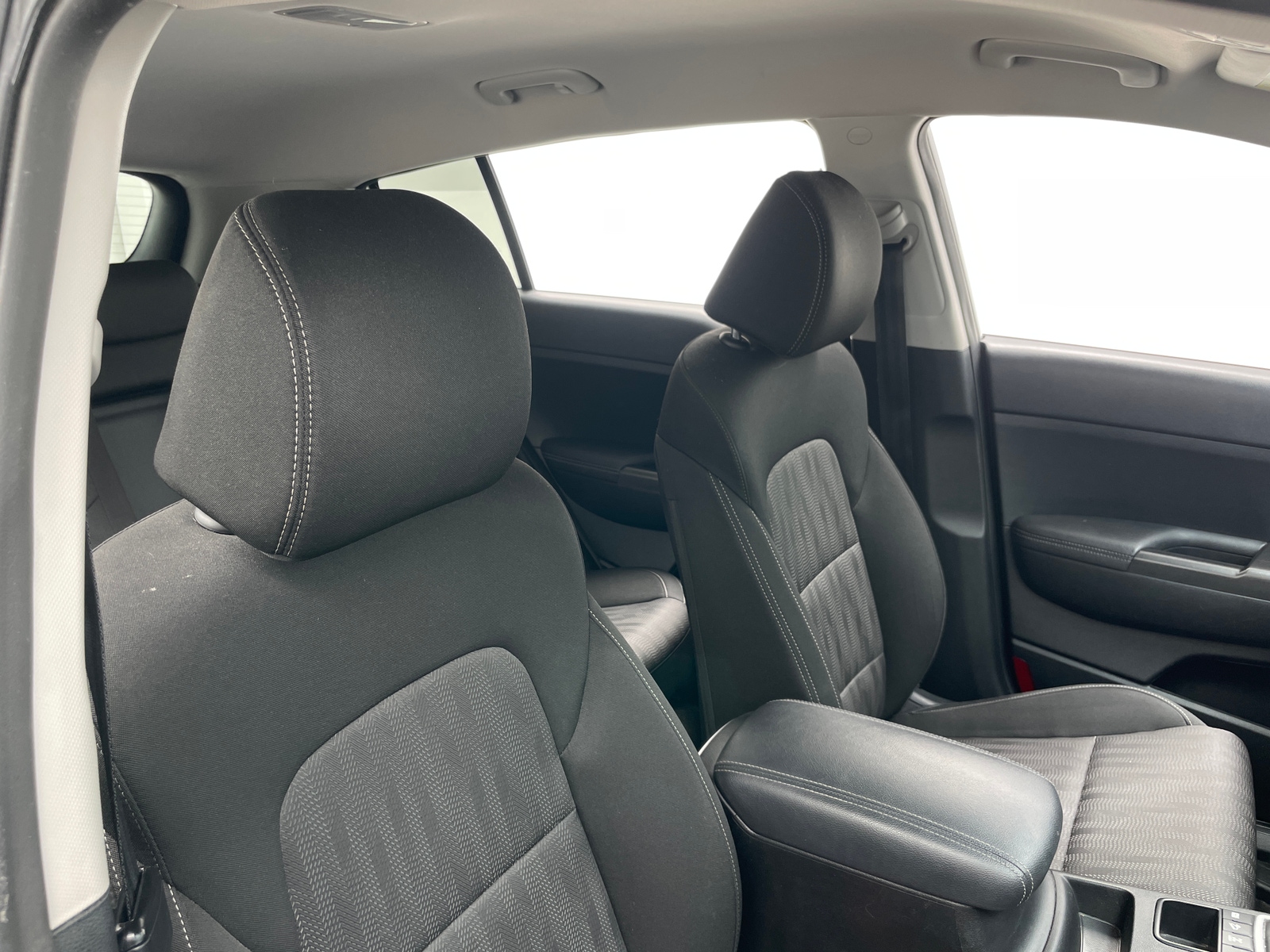 Thumbnail: 2022 Kia Sportage - 2