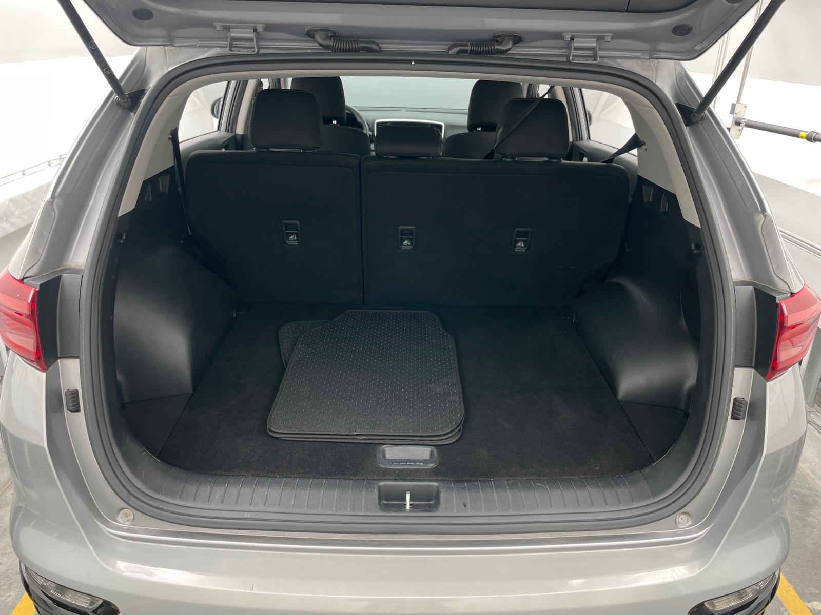 Thumbnail: 2022 Kia Sportage - 7