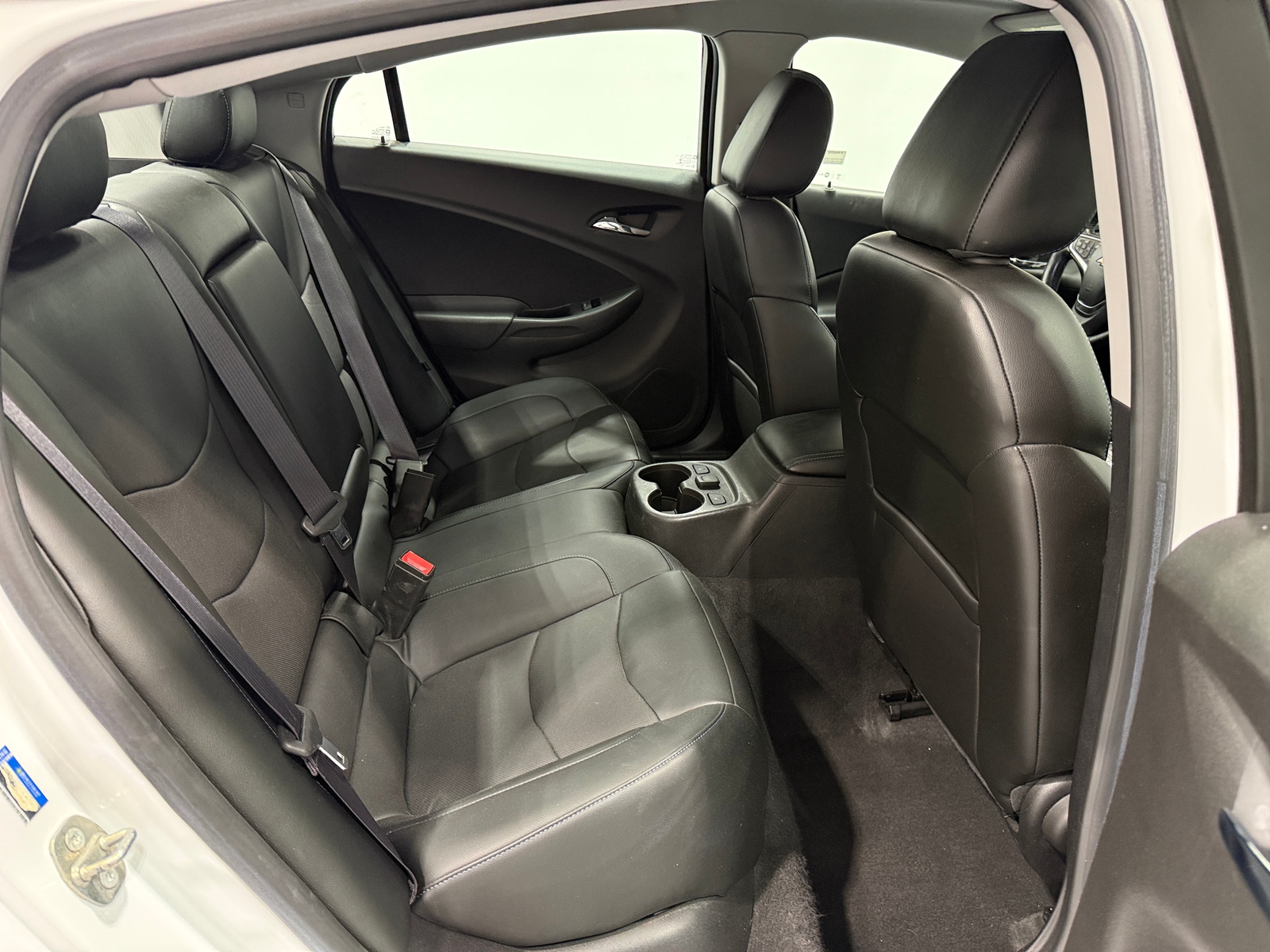 Thumbnail: 2017 Chevrolet Volt - 5