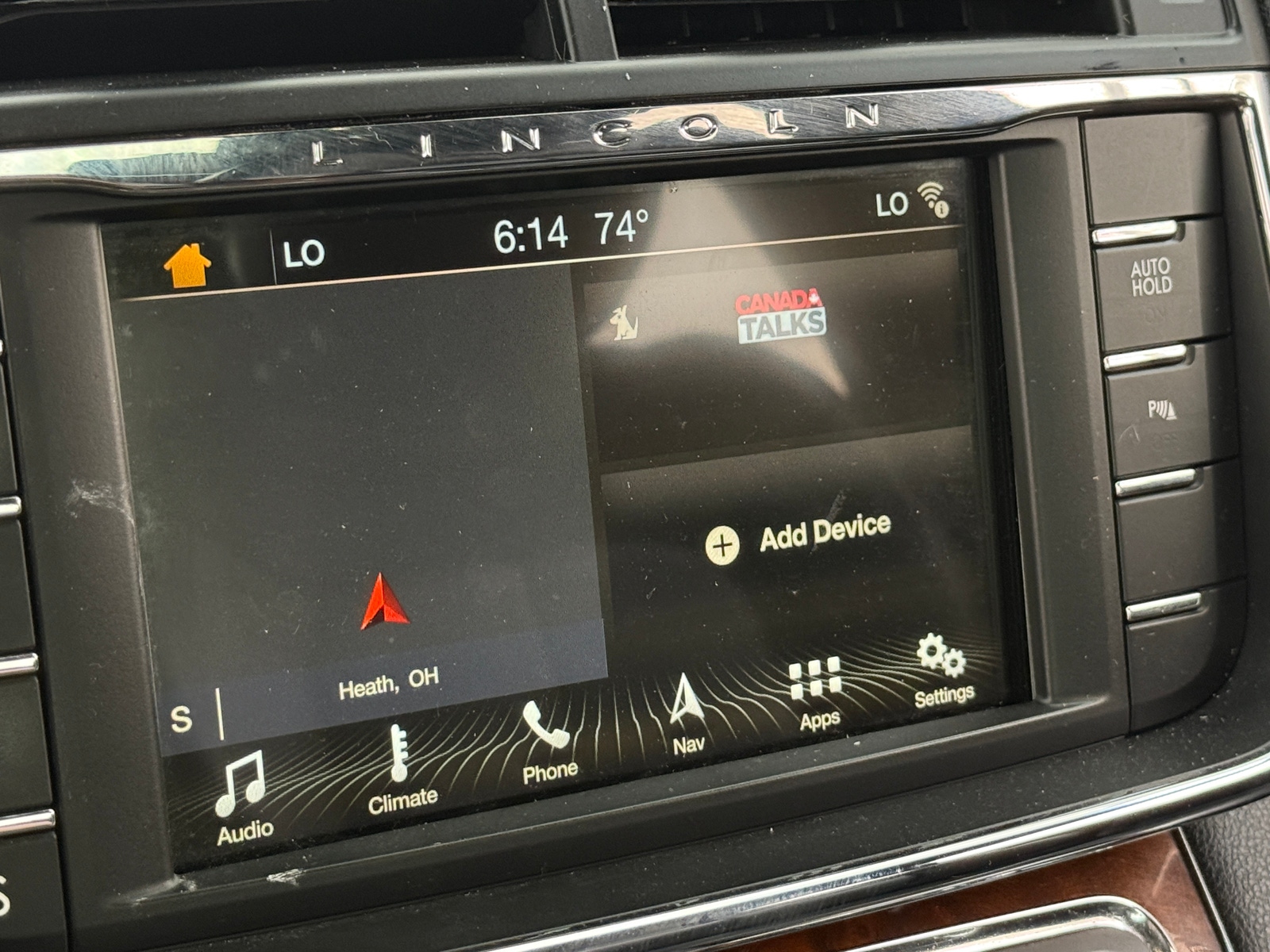 Thumbnail: 2017 Lincoln Continental - 3