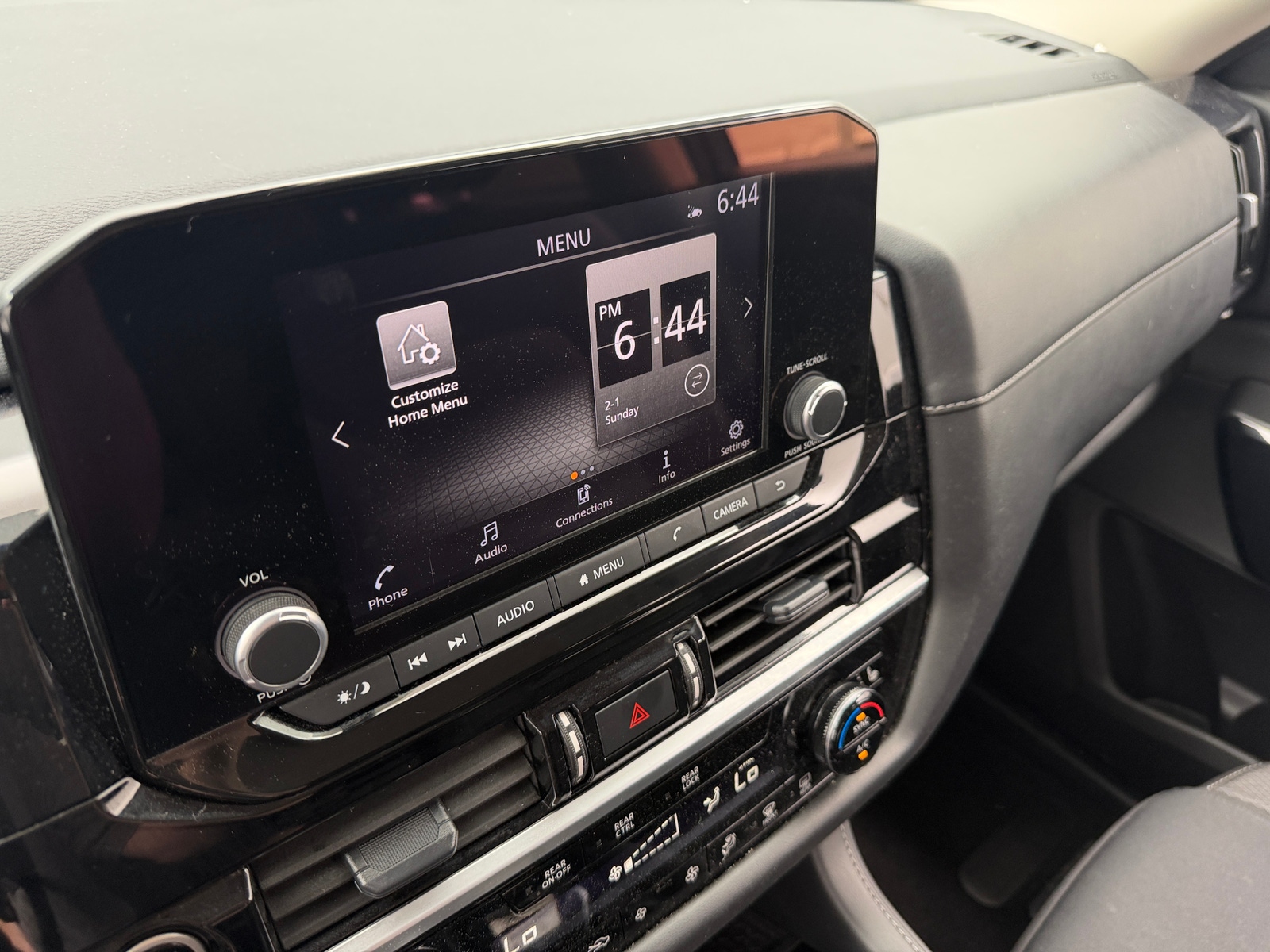 Thumbnail: 2024 Nissan Pathfinder - 4