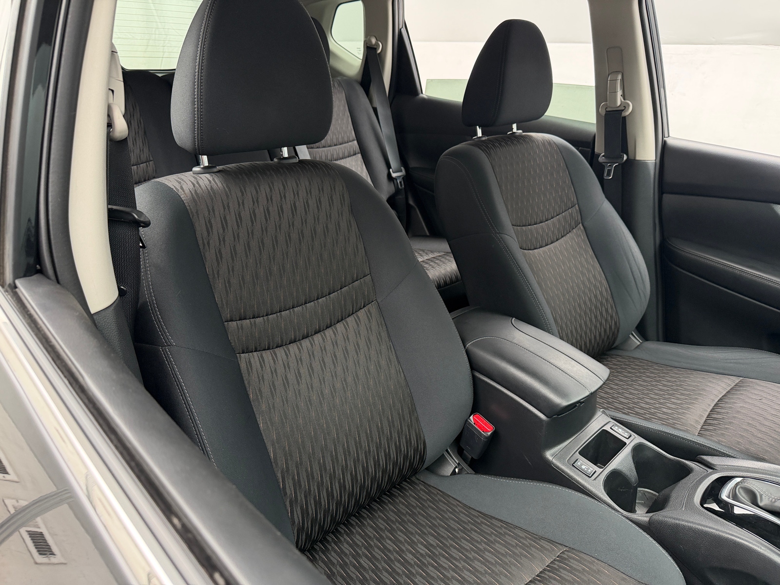 Thumbnail: 2017 Nissan Rogue - 2