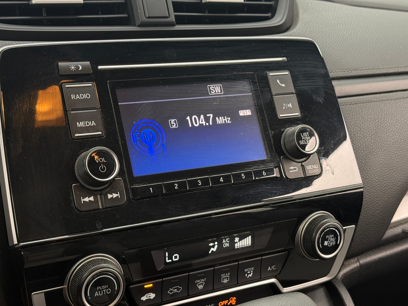 Thumbnail: 2019 Honda CR-V - 4