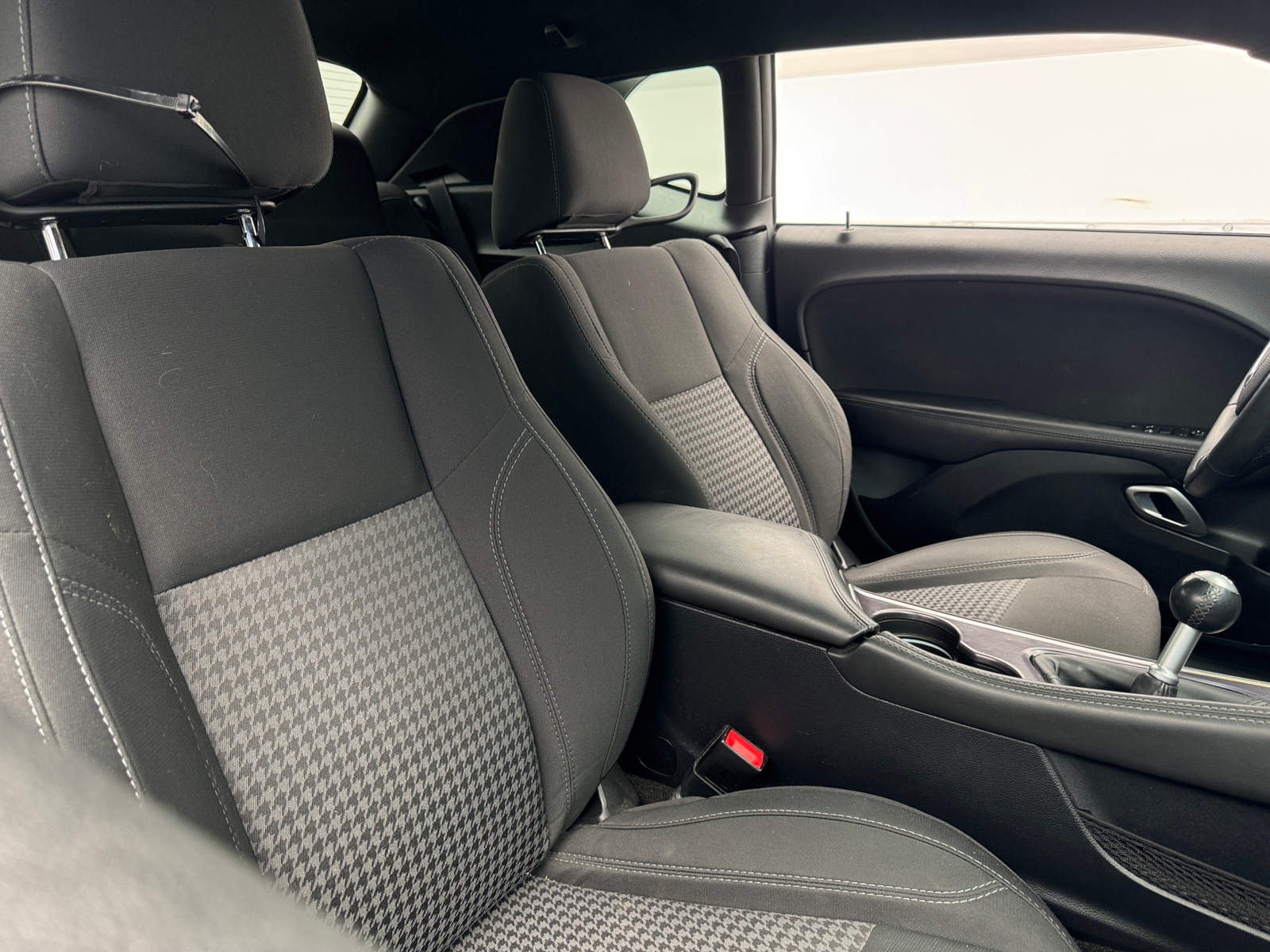 Thumbnail: 2015 Dodge Challenger - 2