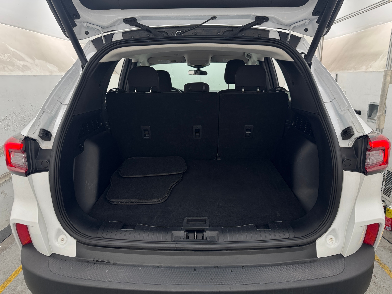 Thumbnail: 2024 Ford Escape - 7