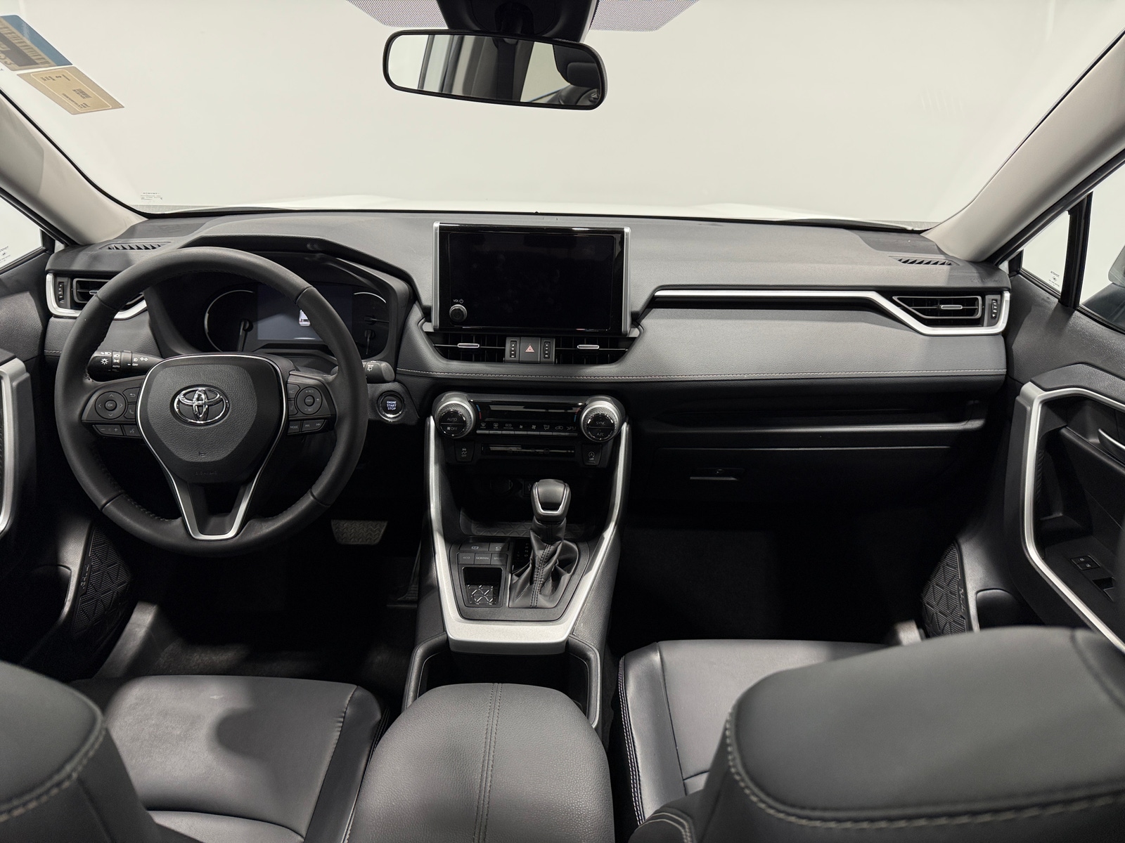 Thumbnail: 2024 Toyota RAV4 - 2