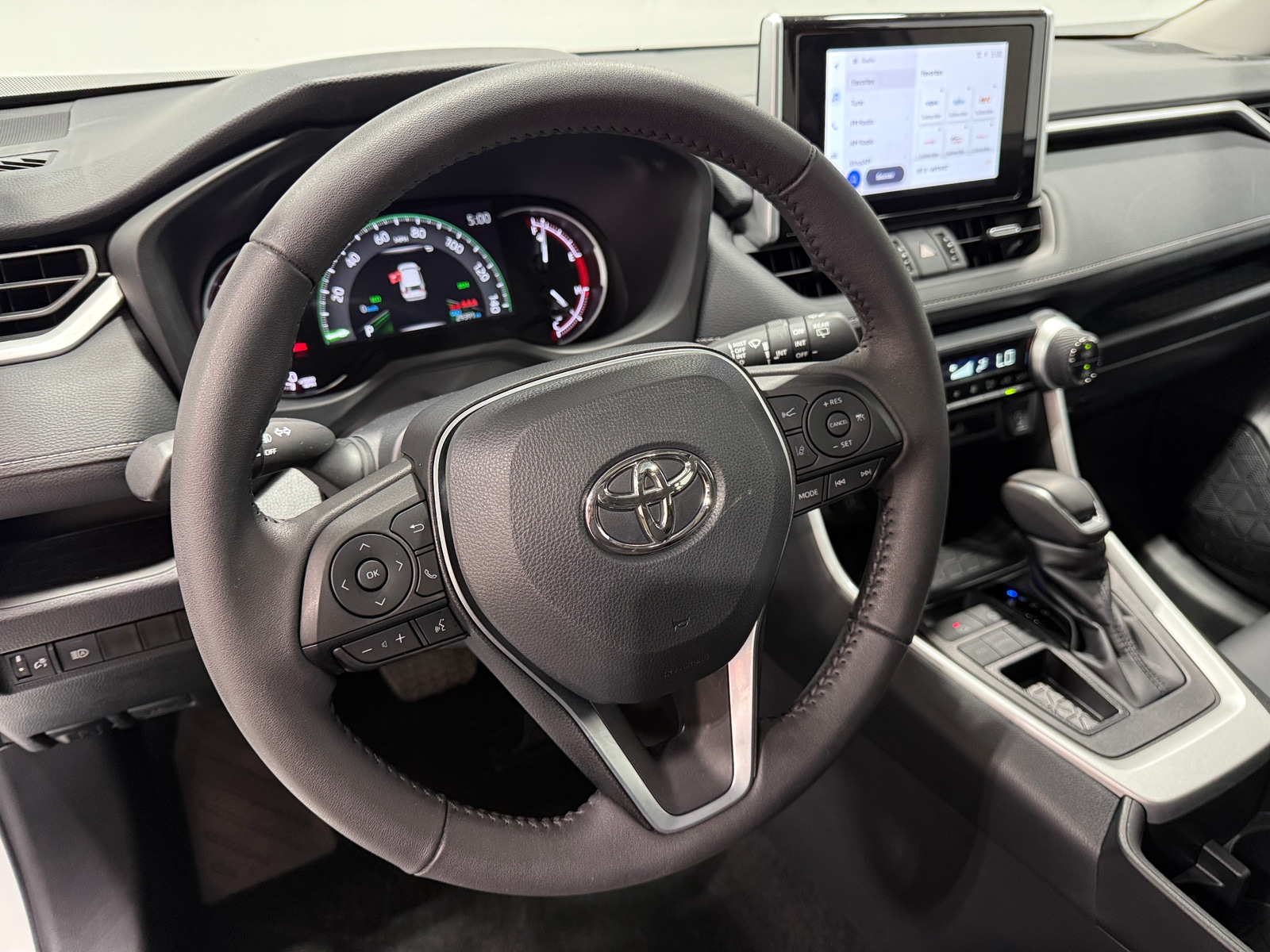 Thumbnail: 2024 Toyota RAV4 - 4