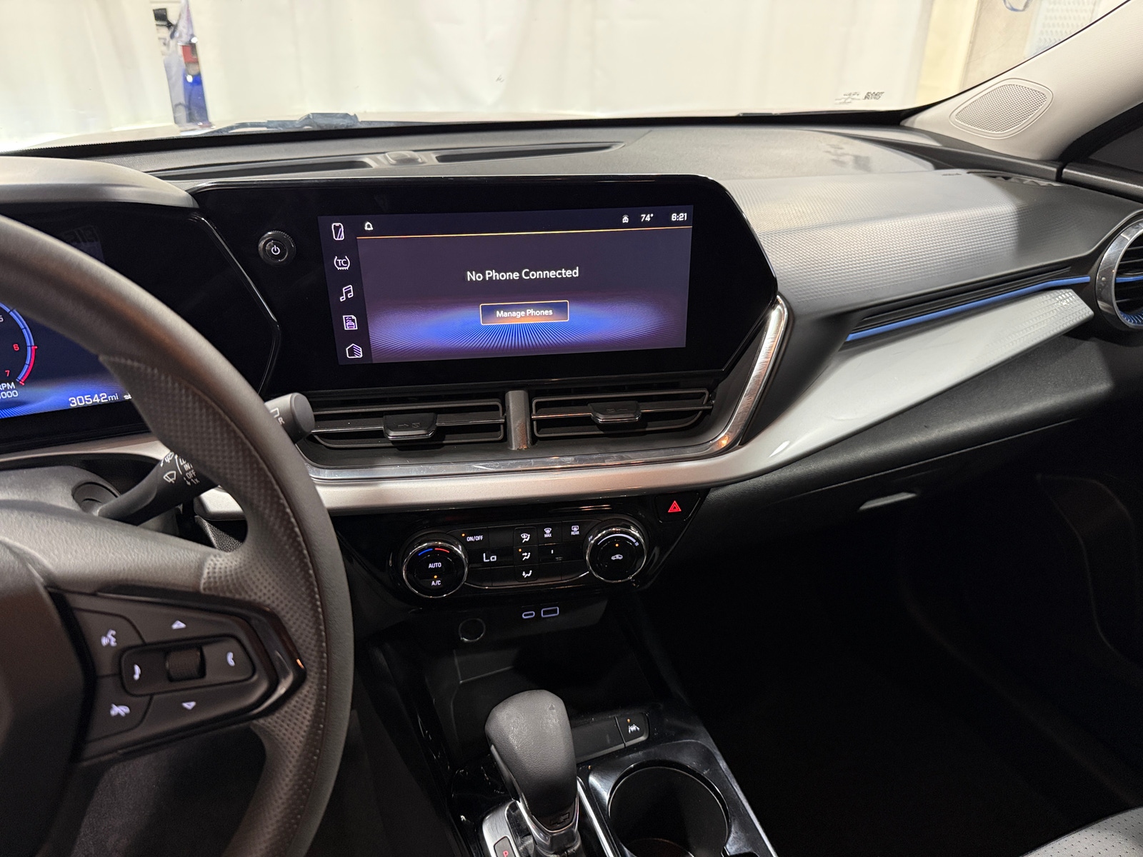 Thumbnail: 2025 Chevrolet Trax - 4